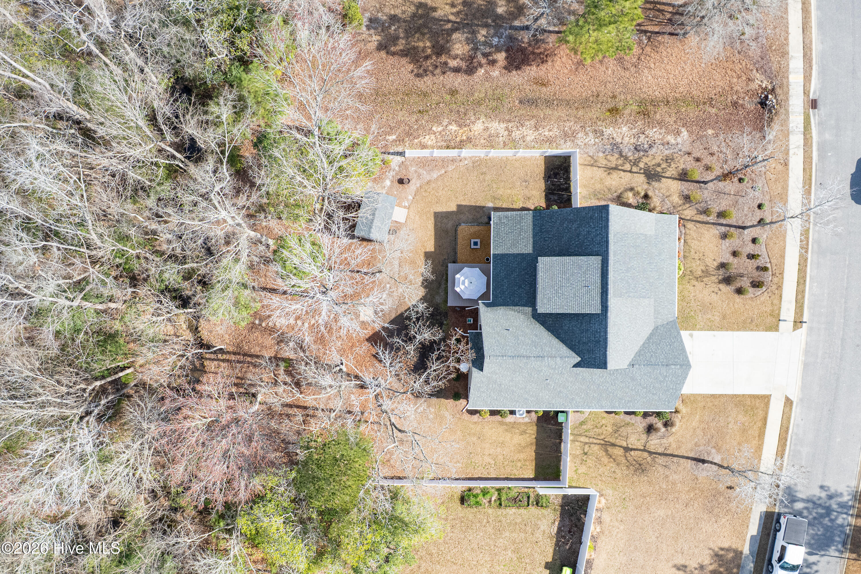 100561290 | Photo 54