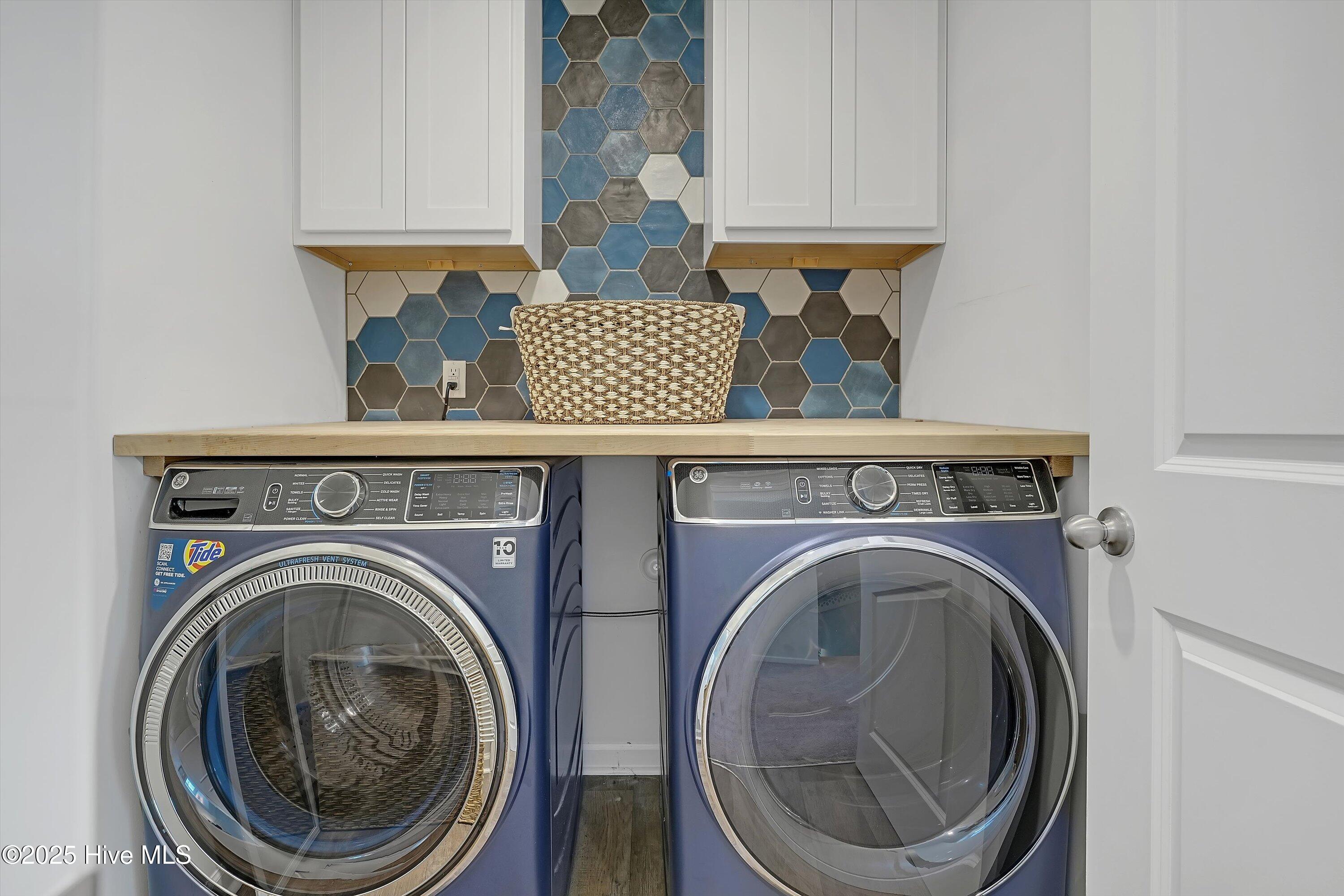 100511892 | Photo 26