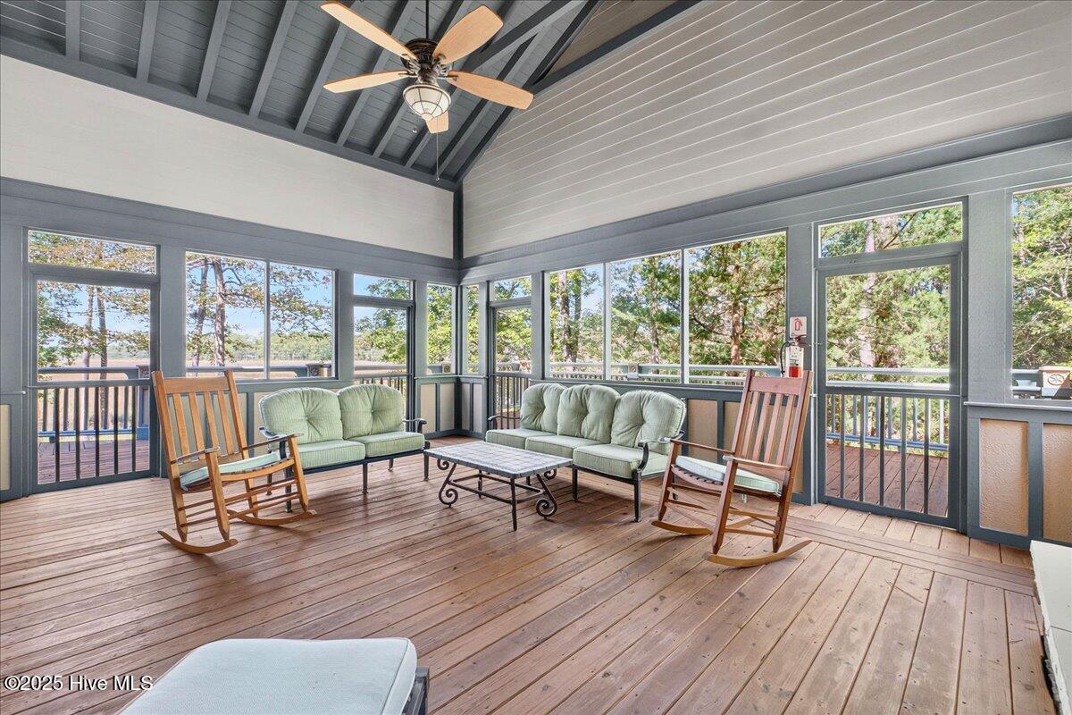 100530604 | Photo 100