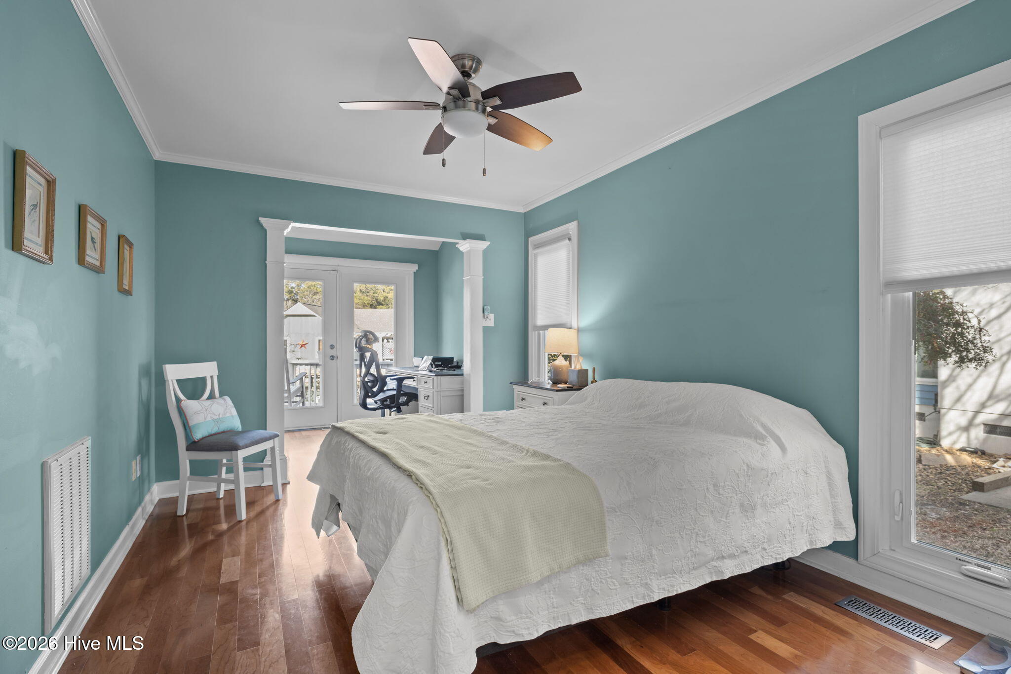 100551072 | Photo 36