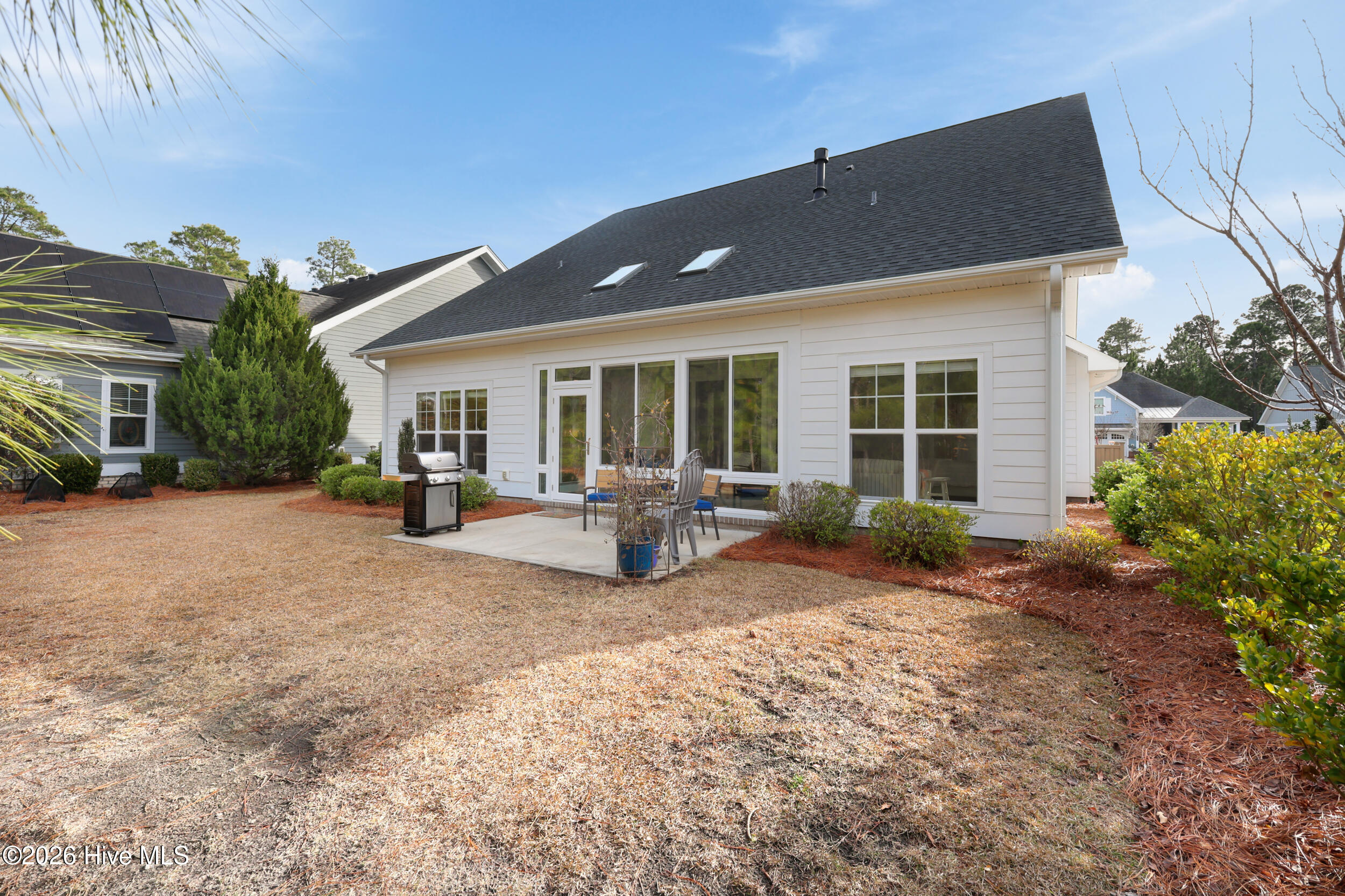 100551027 | Photo 47