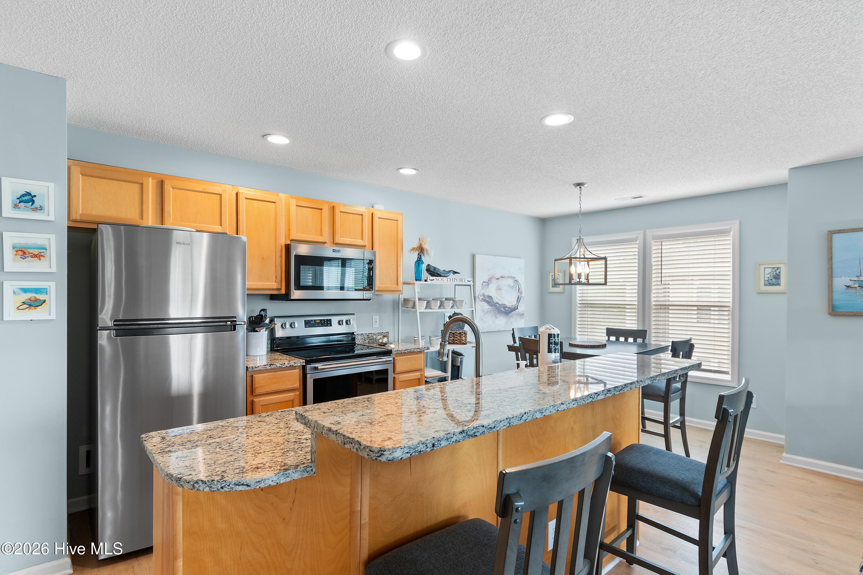 100565554 | Photo 13