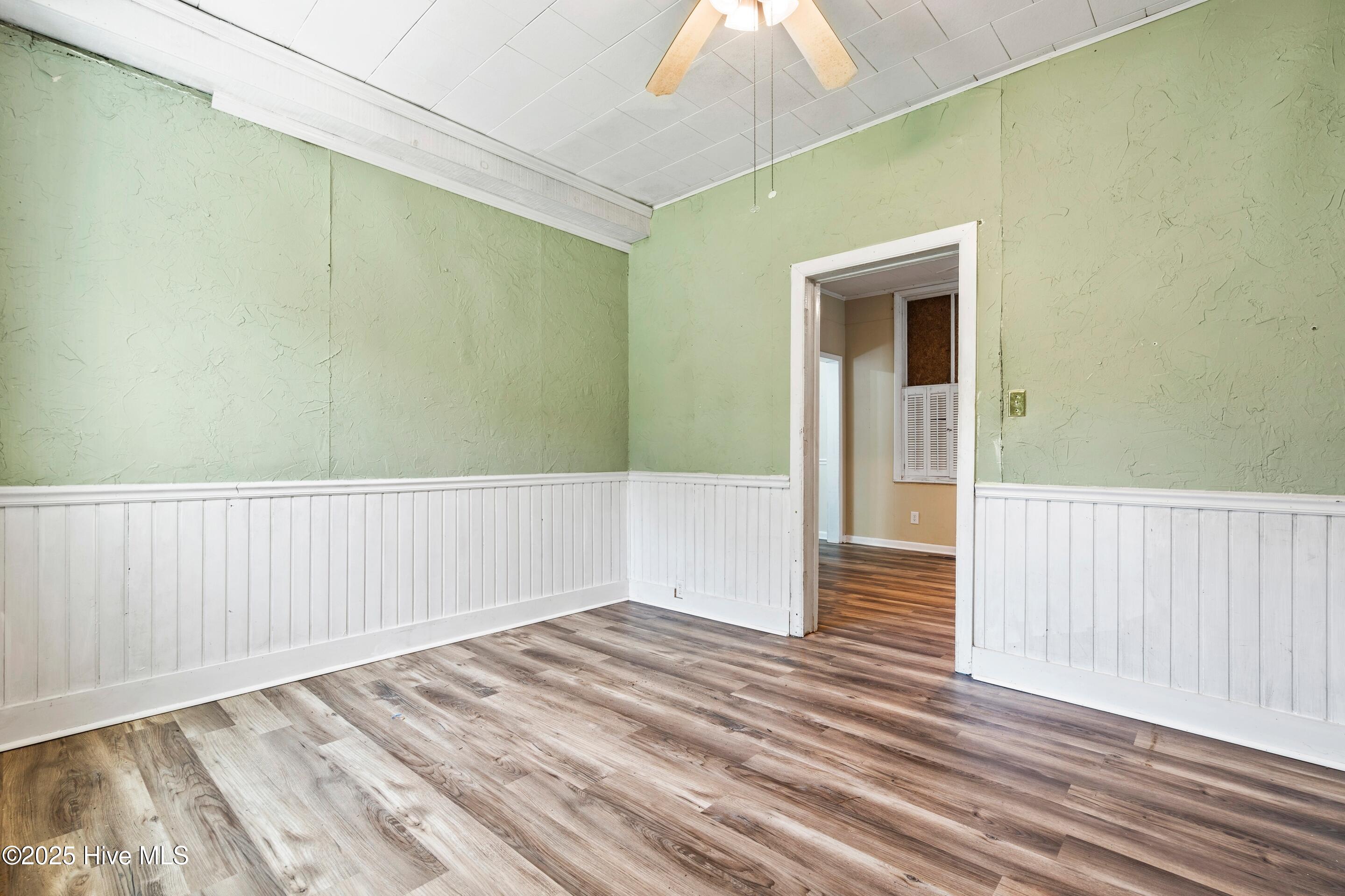 100513299 | Photo 29