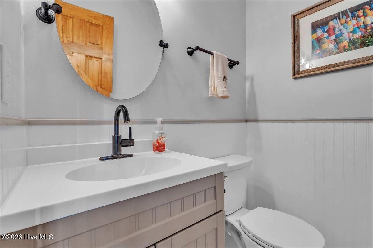 100561735 | Photo 11