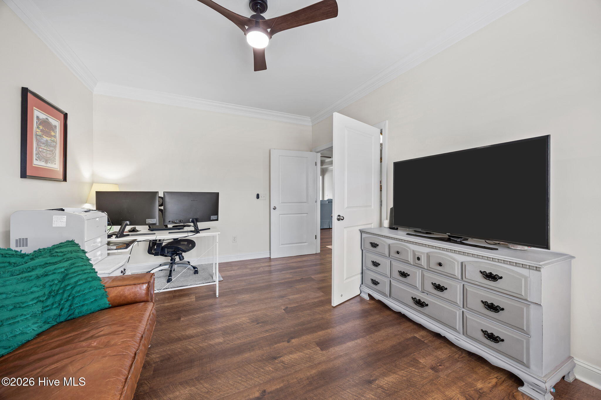 100558969 | Photo 20