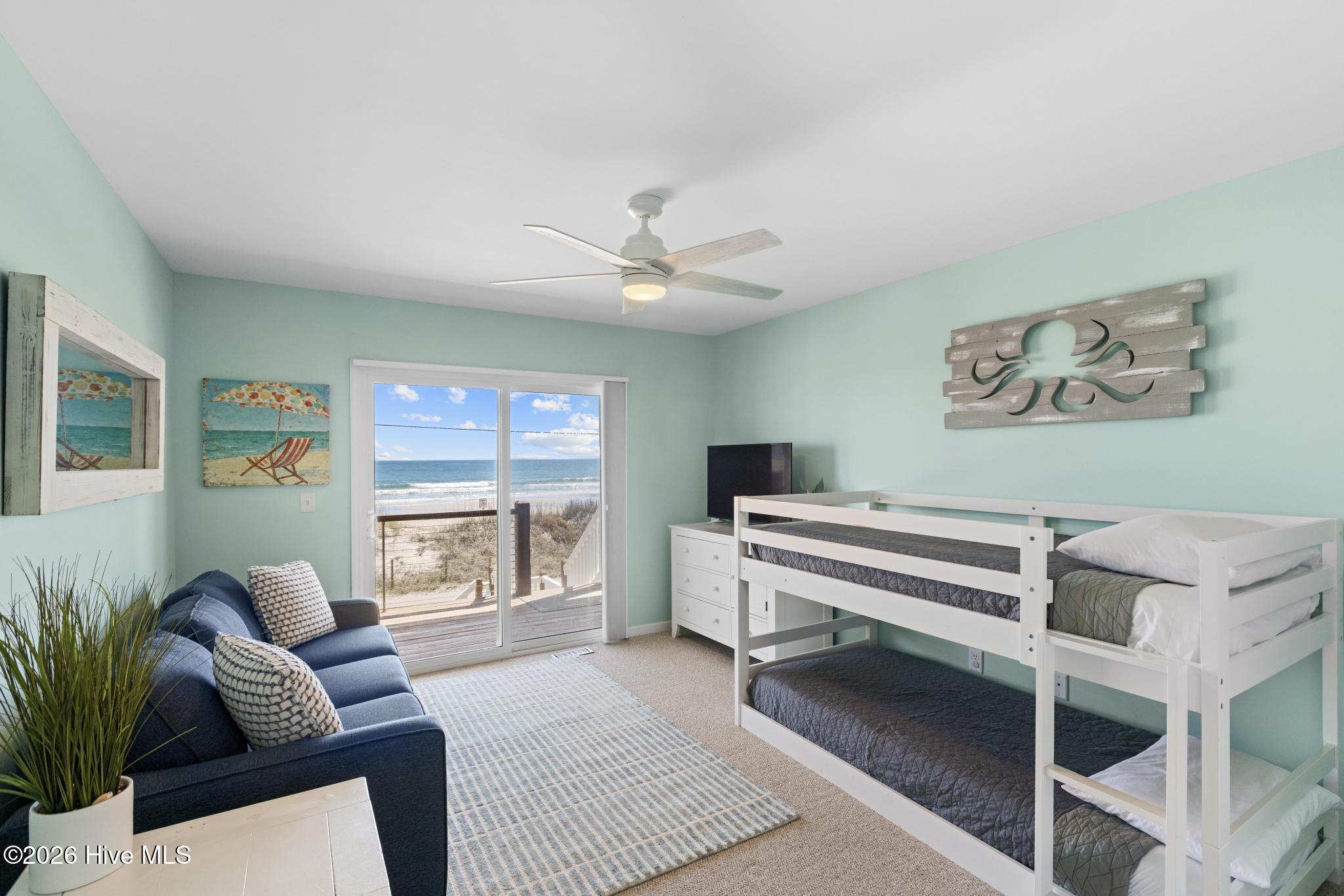 100562265 | Photo 27