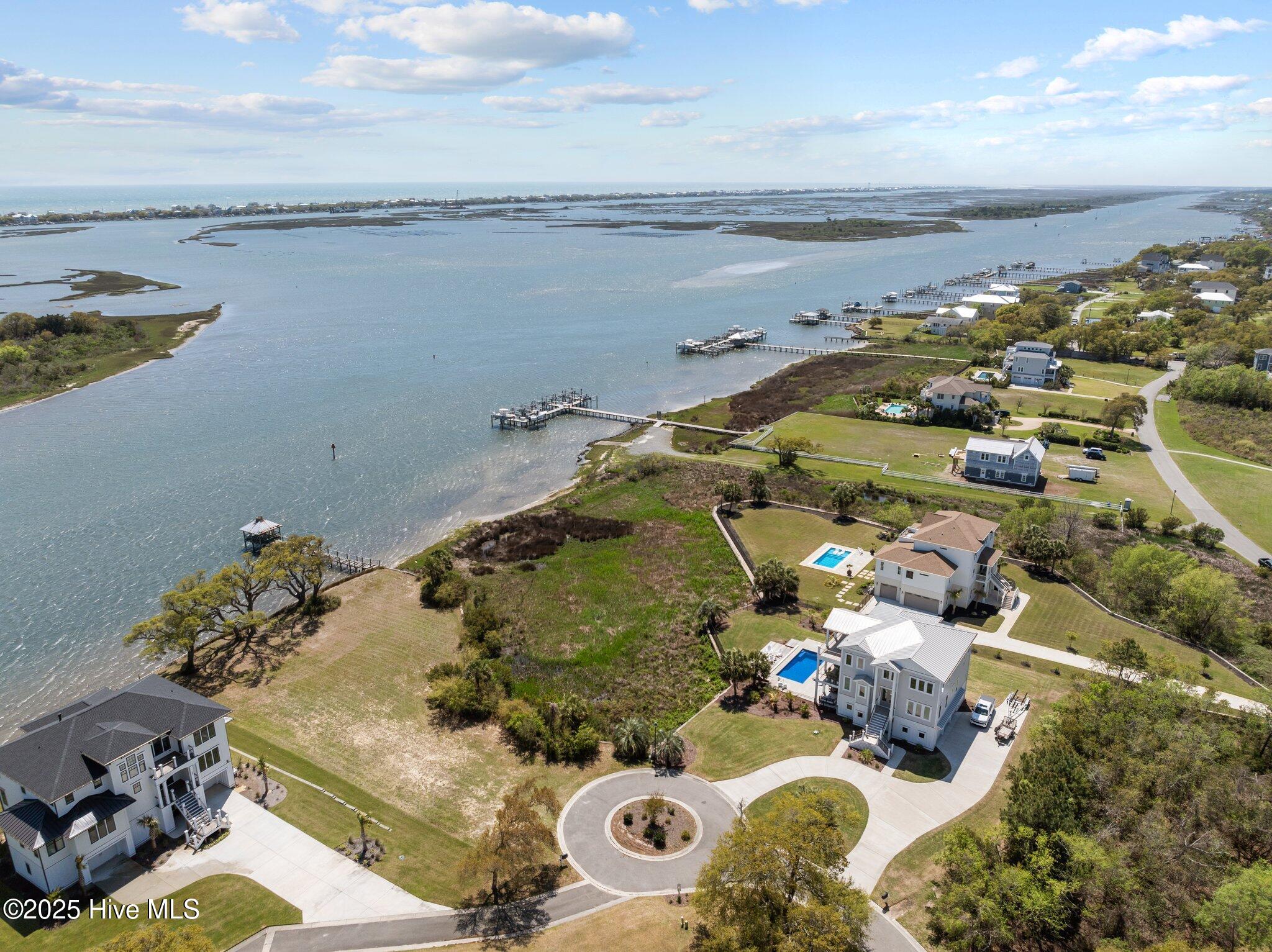 100502292 | Photo 12