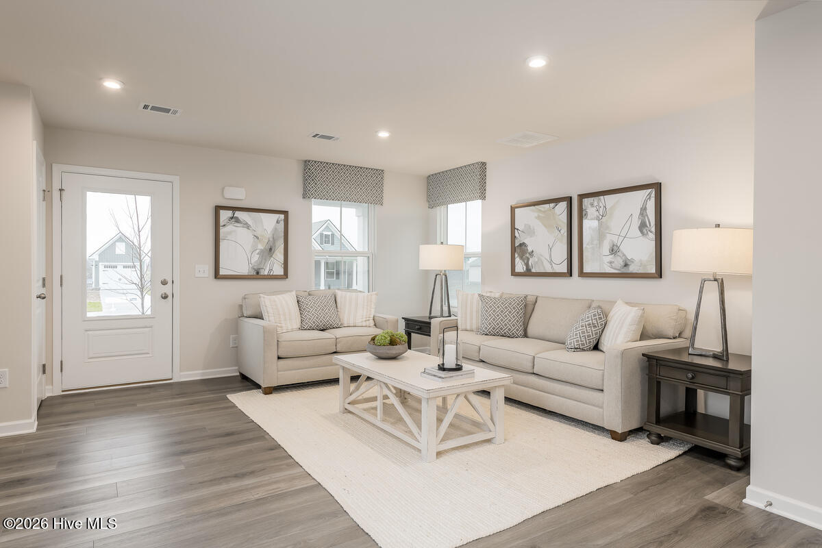 100555058 | Photo 10