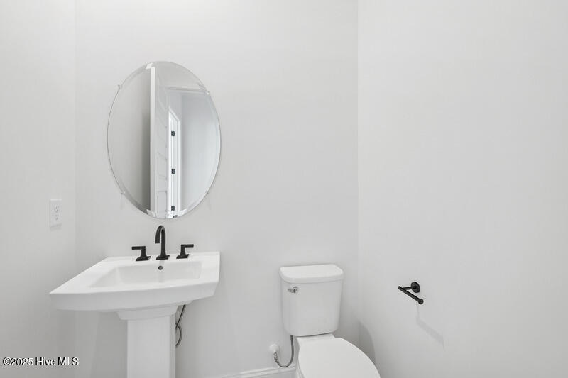 100508363 | Photo 20