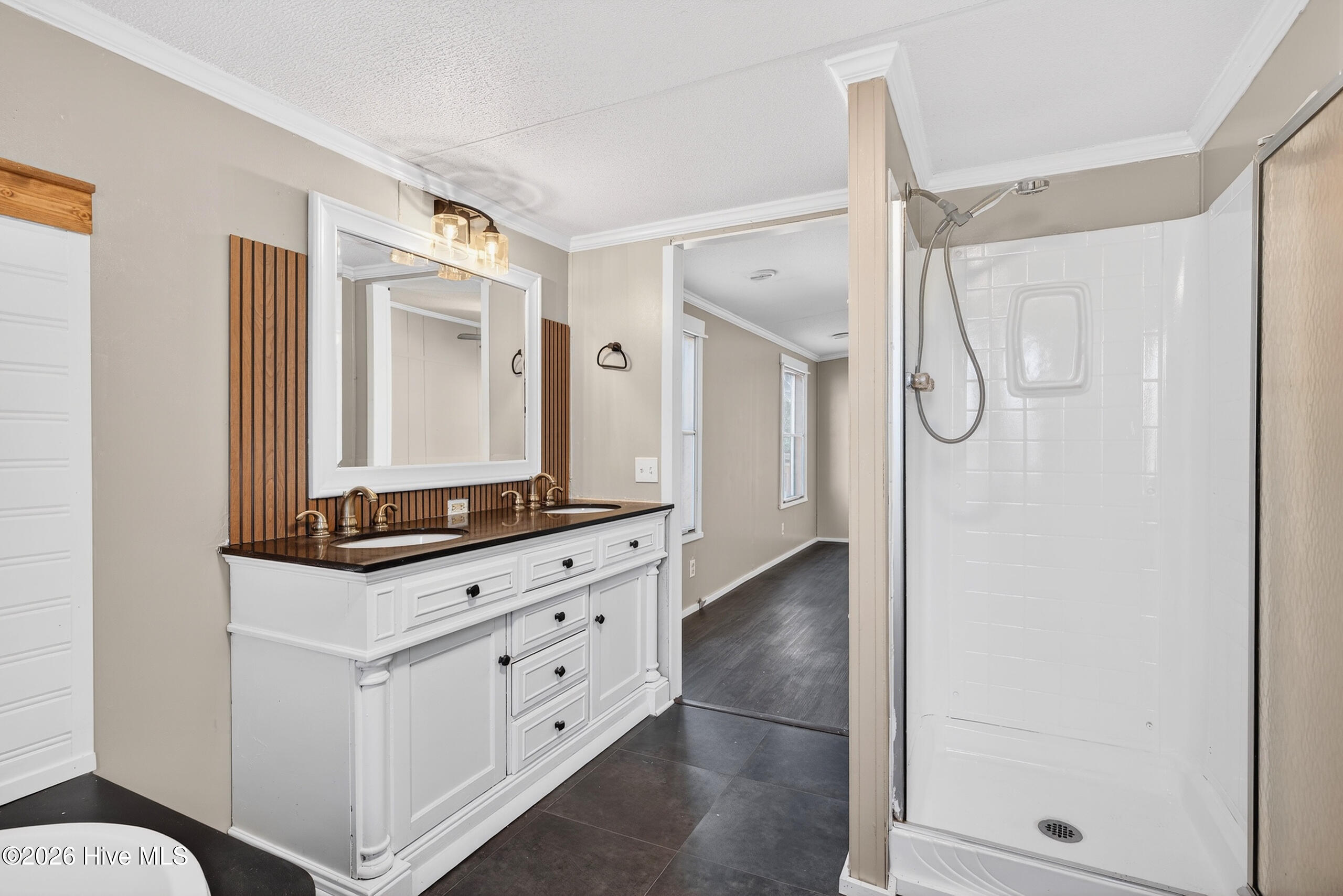 100551821 | Photo 18