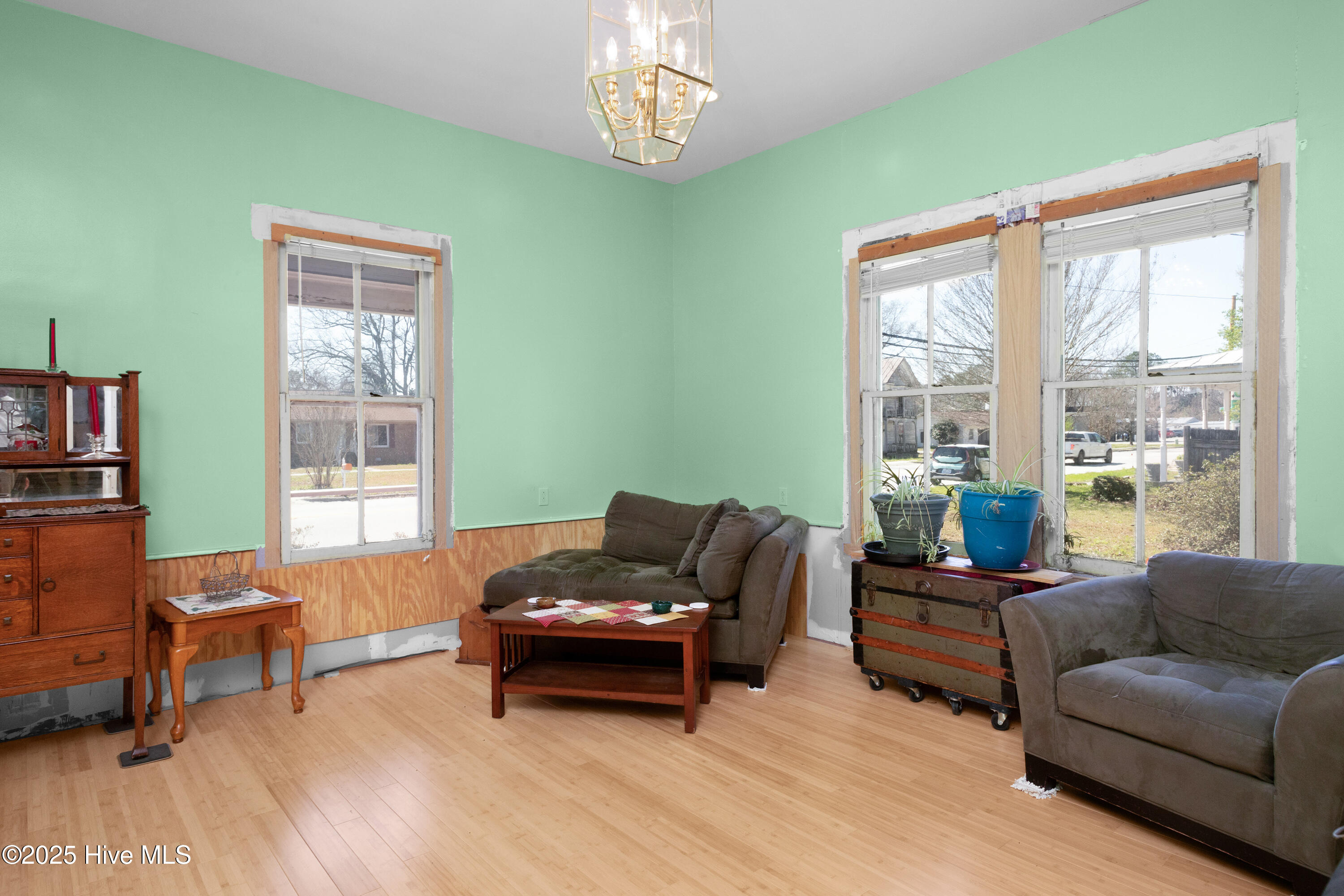 329 W Jones Street, Trenton, NC 28585