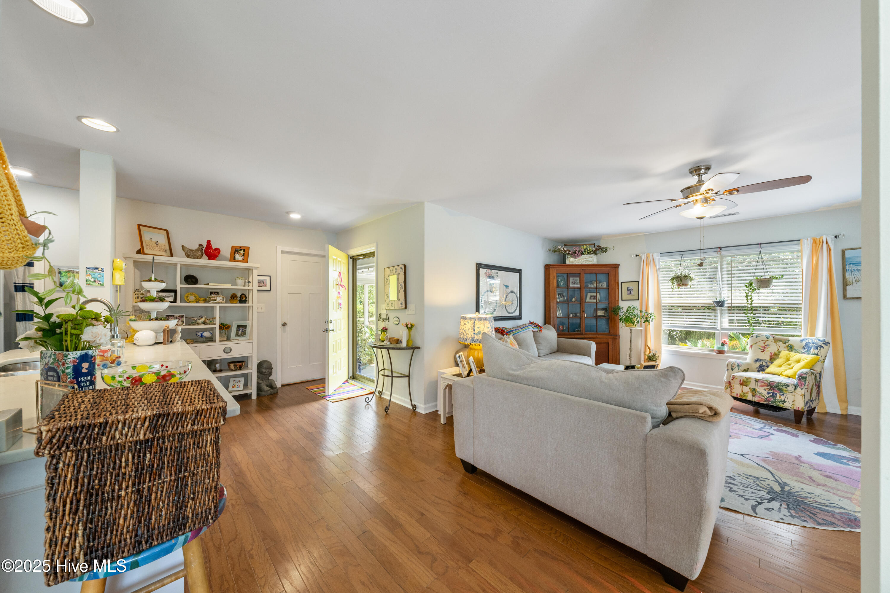 3418MarshHawkCt-1035