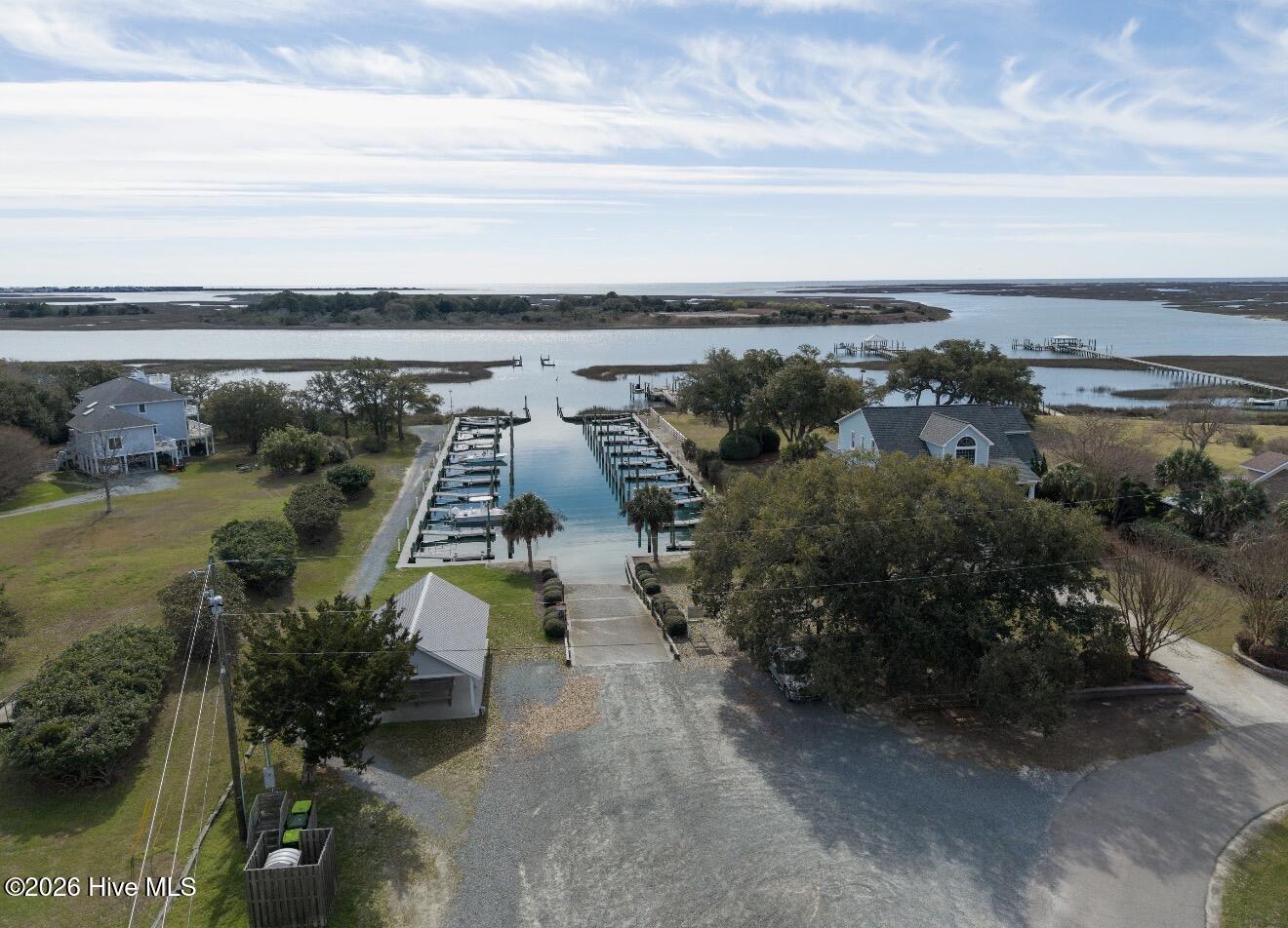 100558981 | Photo 34