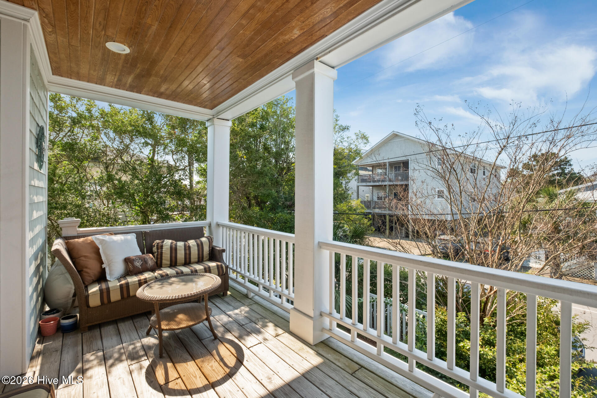 100567565 | Photo 42