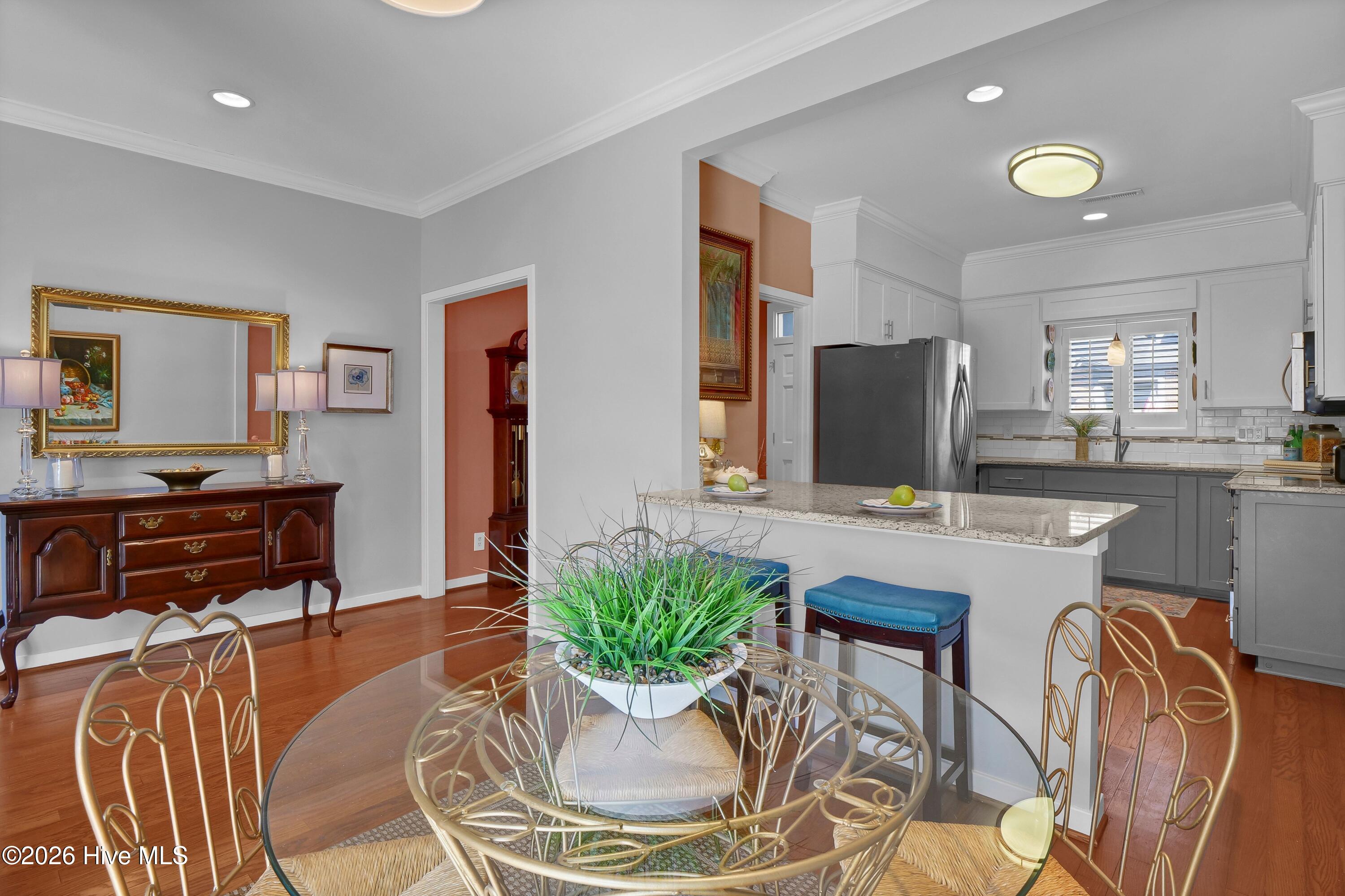 100555584 | Photo 10