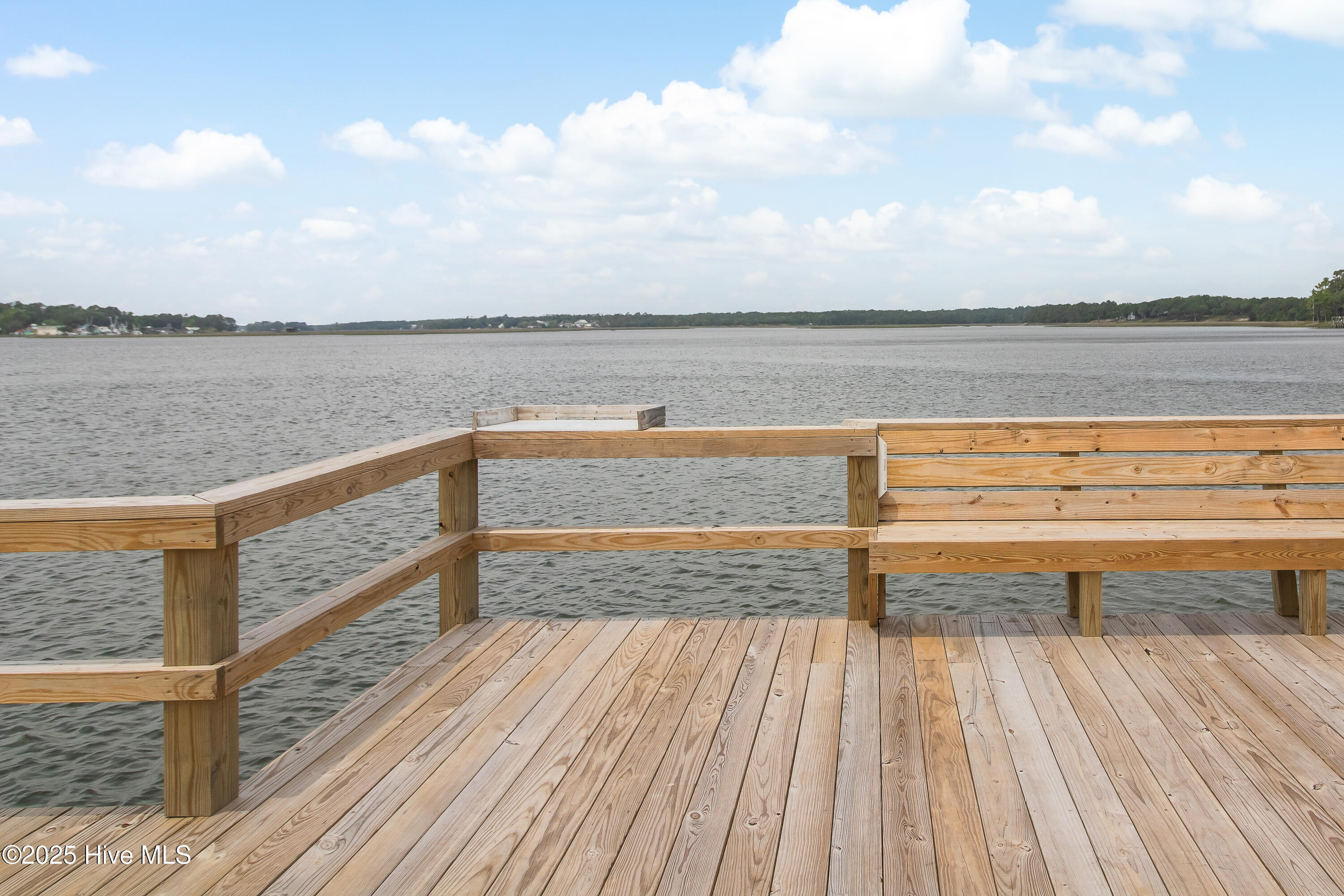 100534894 | Photo 15