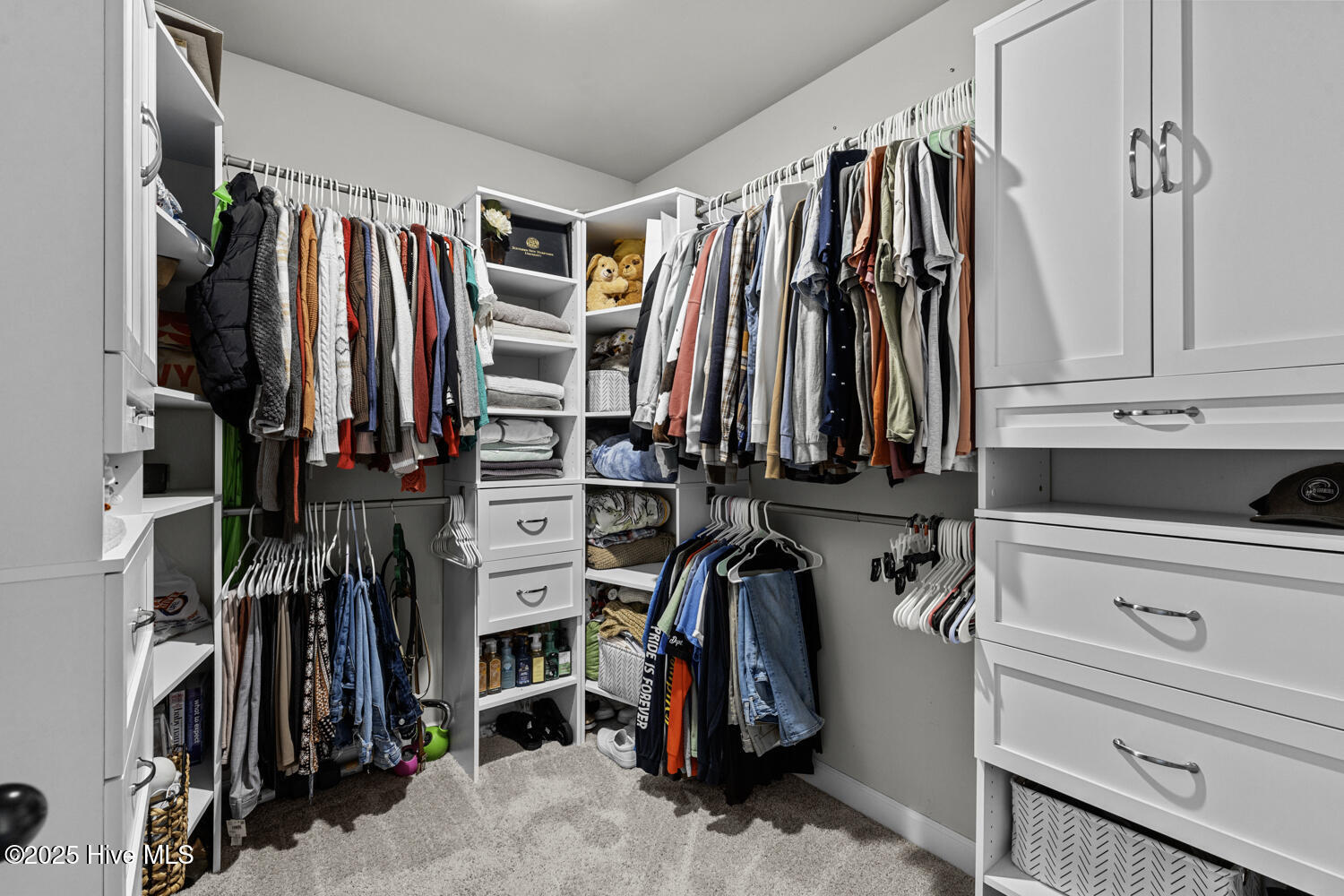 100545268 | Photo 20