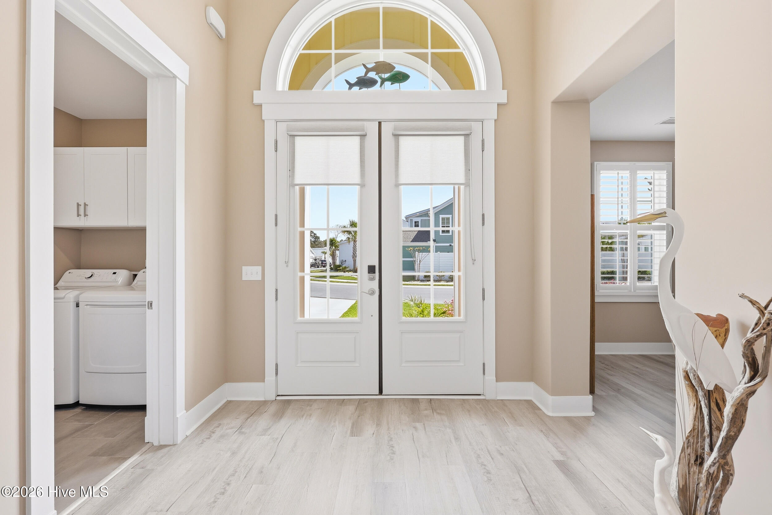 100563402 | Photo 21