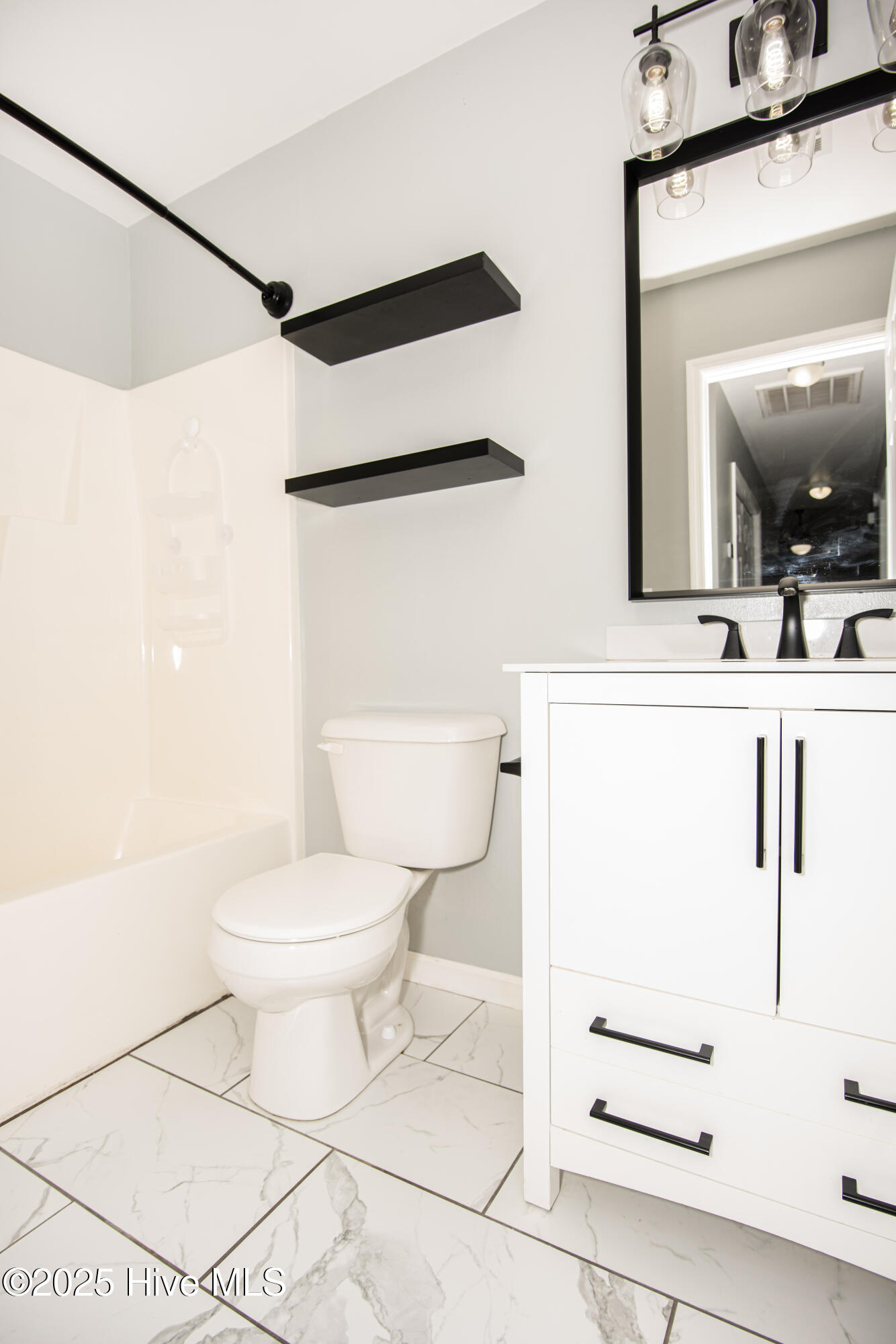 100543253 | Photo 15