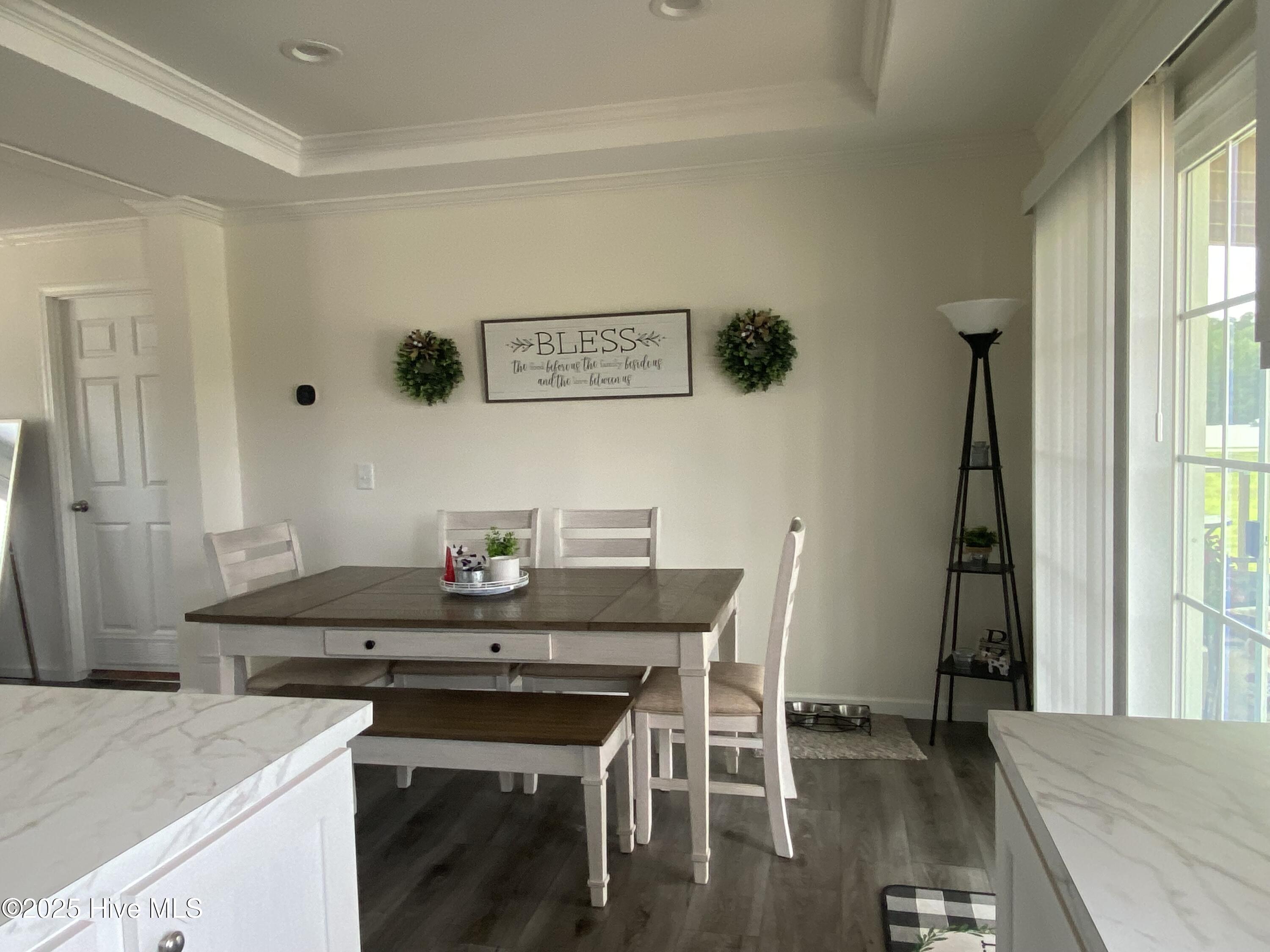 100512379 | Photo 13