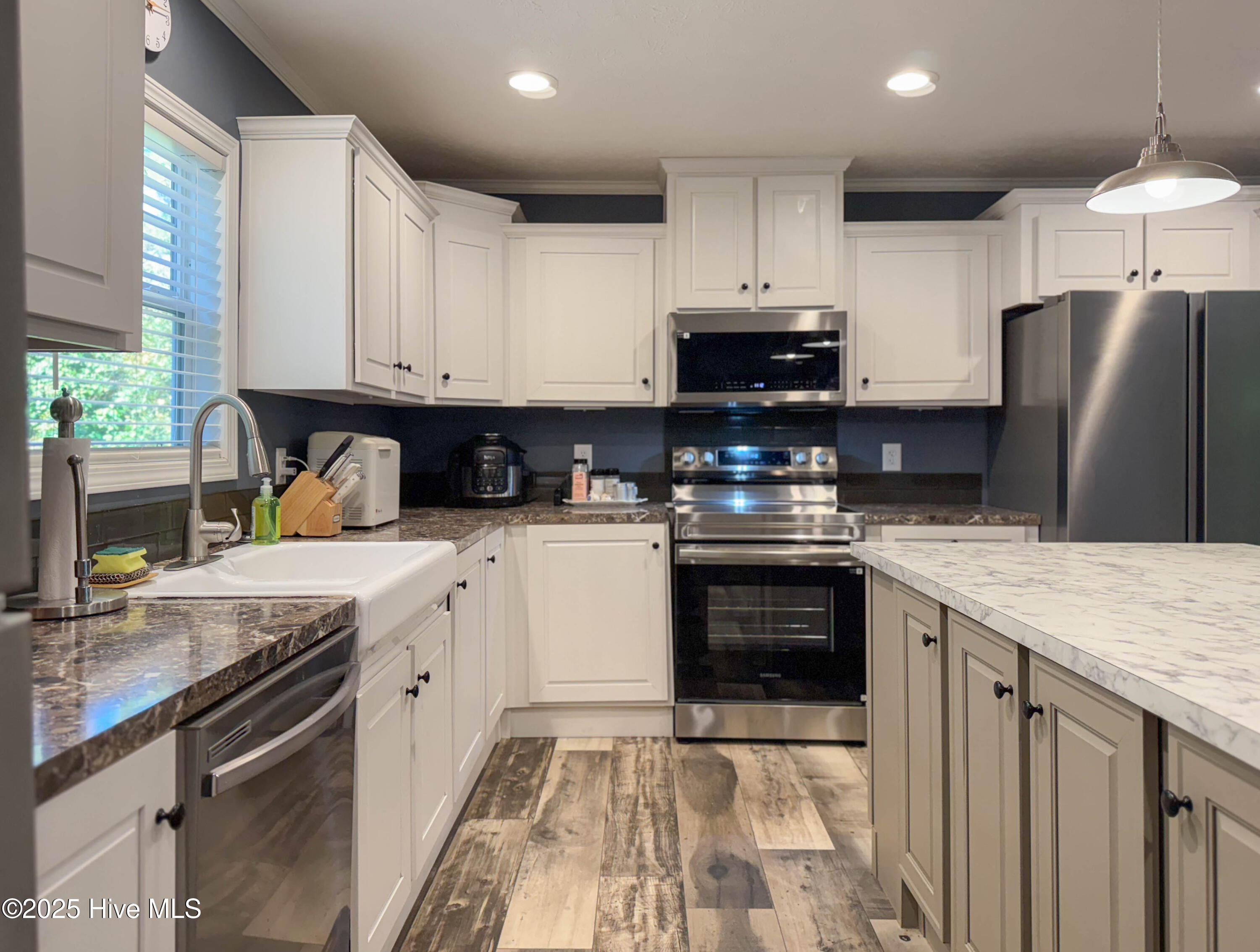 100540094 | Photo 25