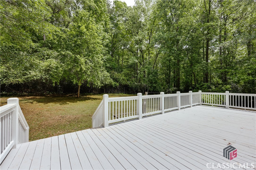 155 Hunters Pointe Drive