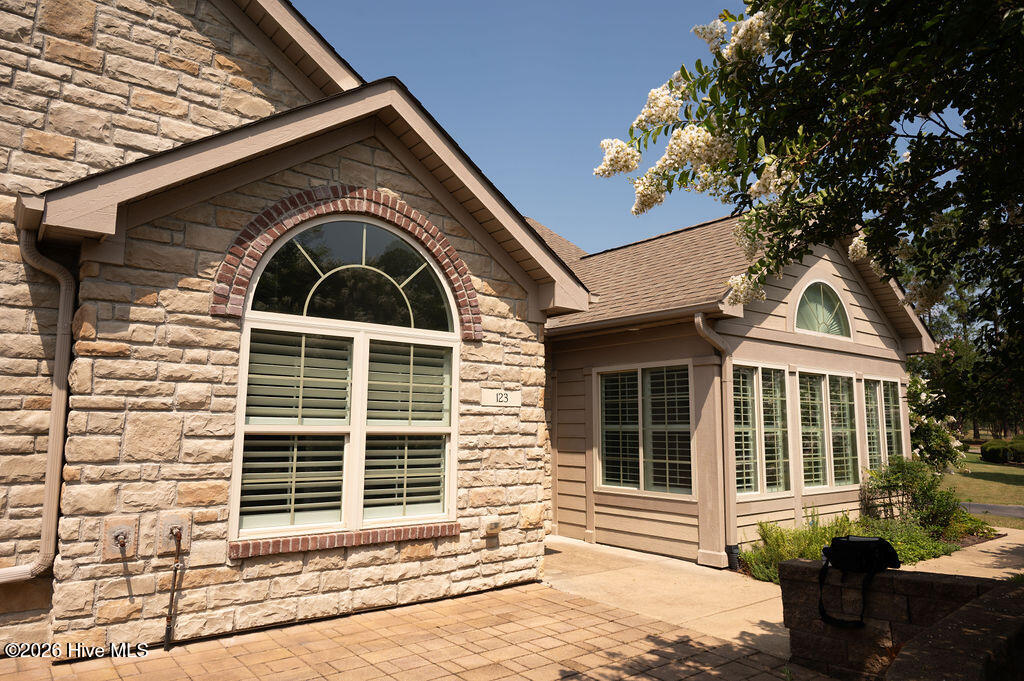 Exterior photo of 123 W Chelsea Court, Southern Pines, NC 28387. MLS: 100529669