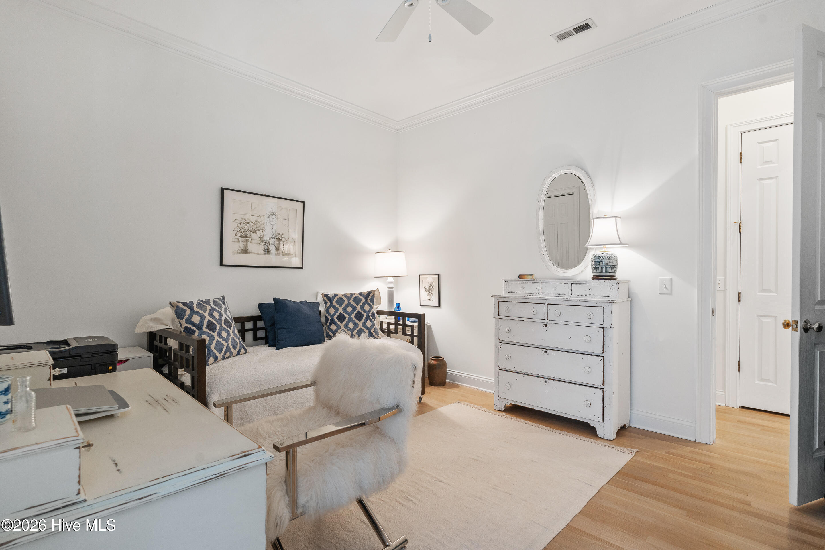 100552027 | Photo 12