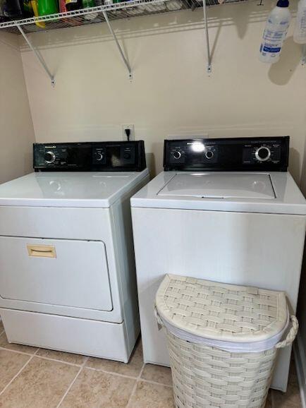 352EuclidLaundry1