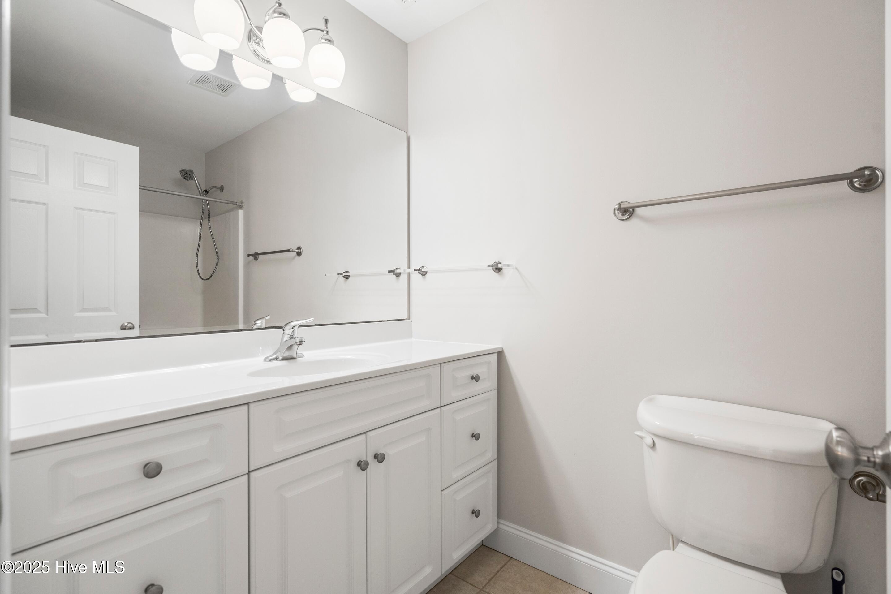 100537413 | Photo 36