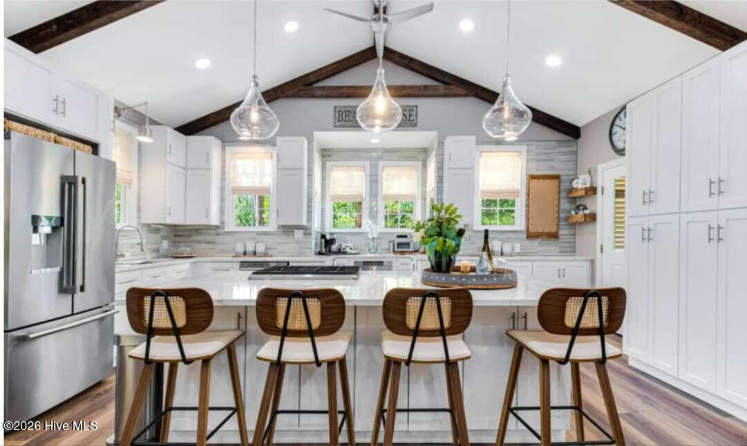 100539147 | Photo 12