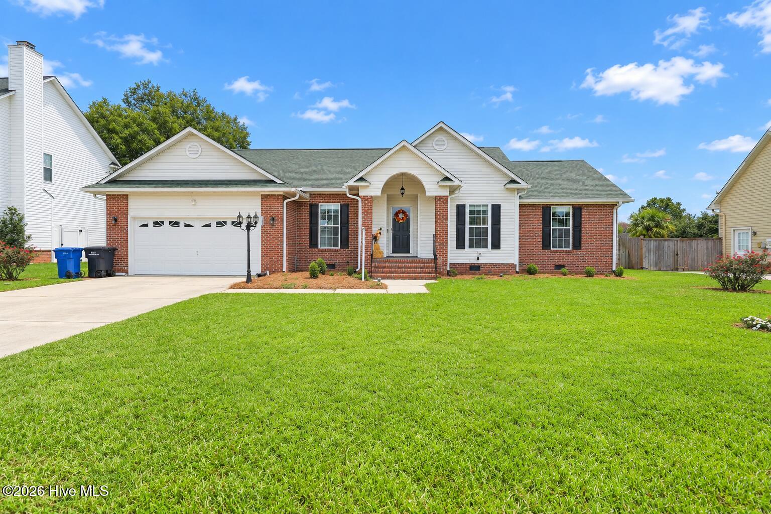 Listing photograph for 204 Hudson Lane, Jacksonville, NC 28540