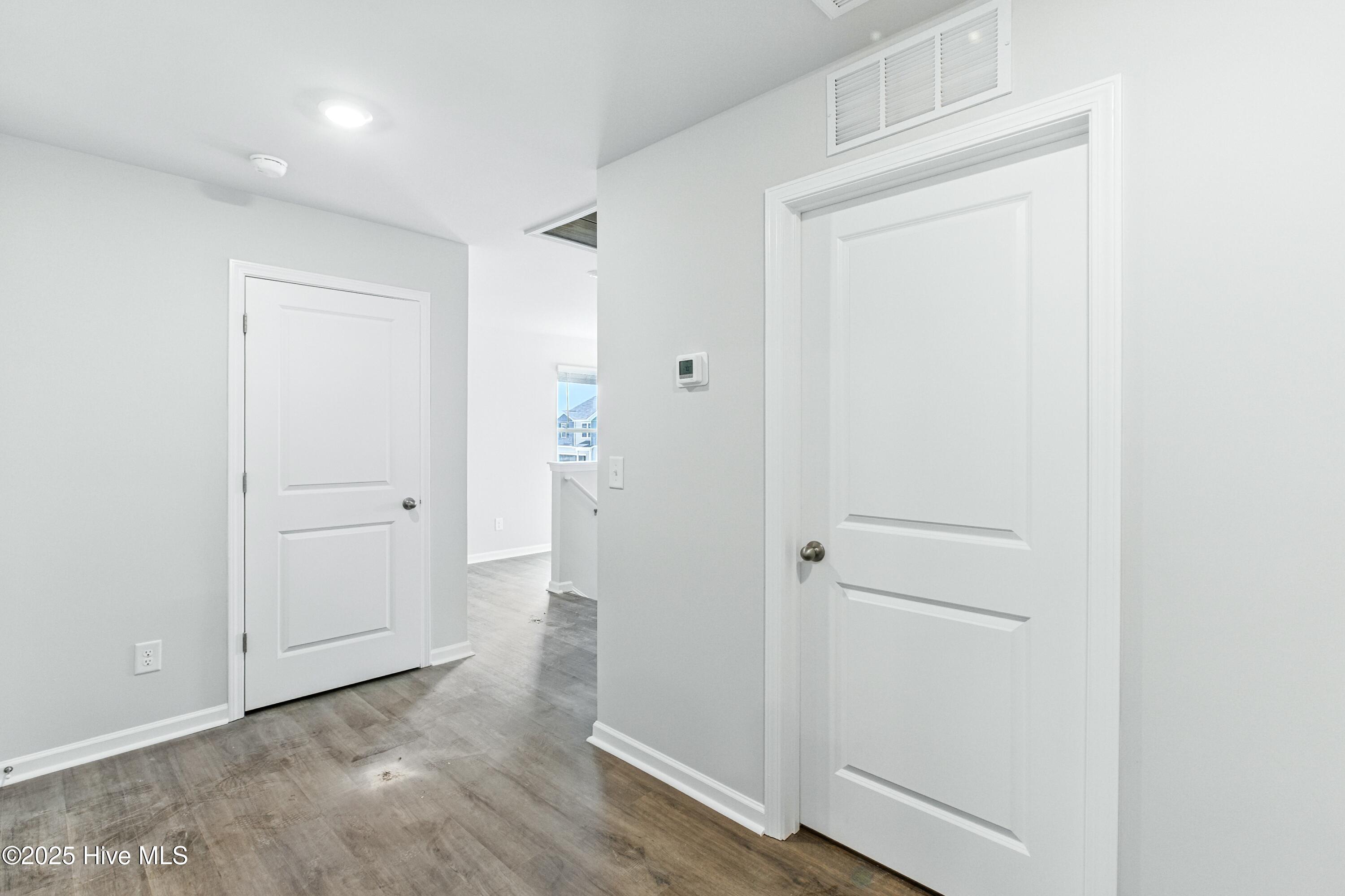 100516415 | Photo 24