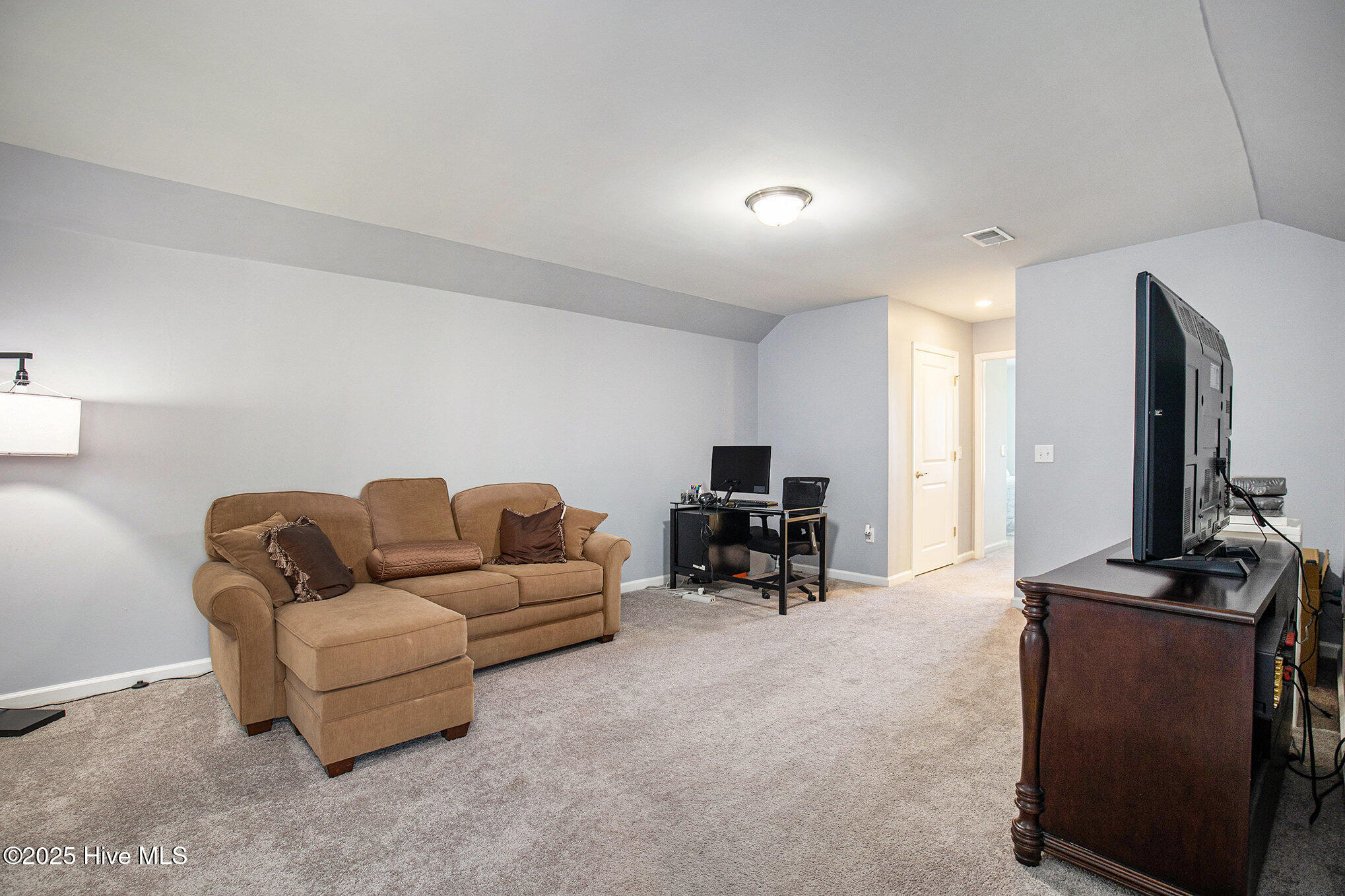 100529053 | Photo 31