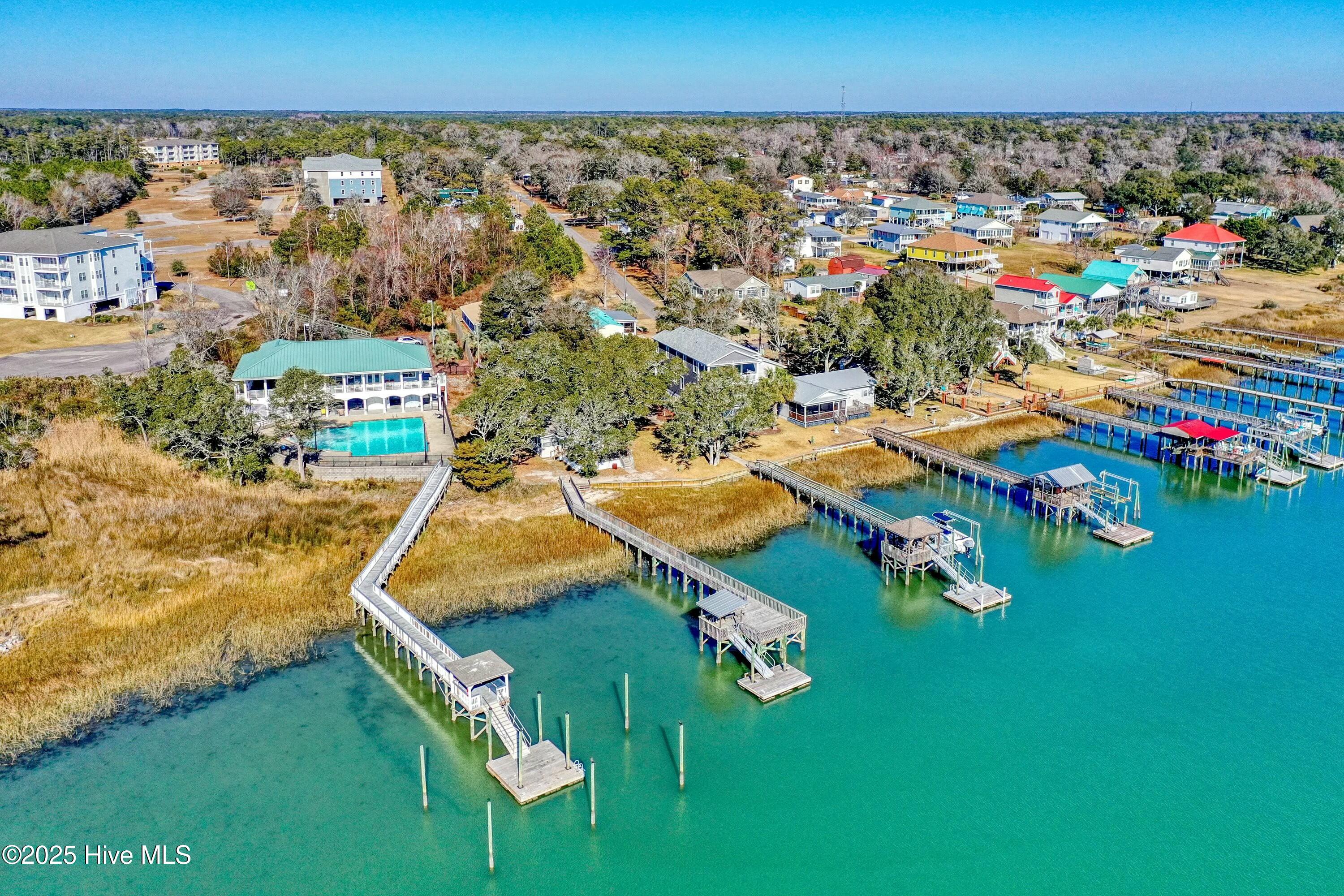 100483051 | Photo 54