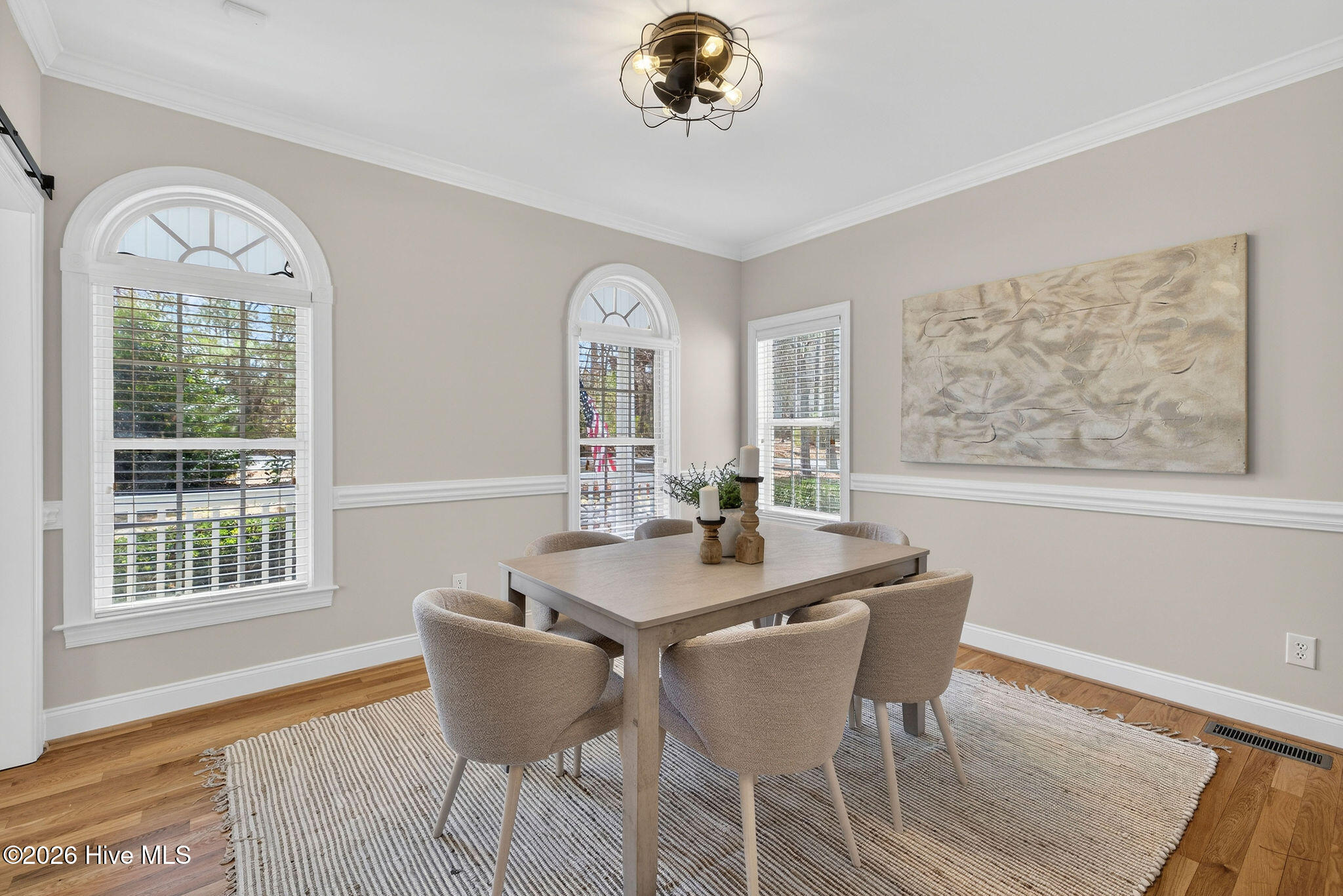 100554466 | Photo 17