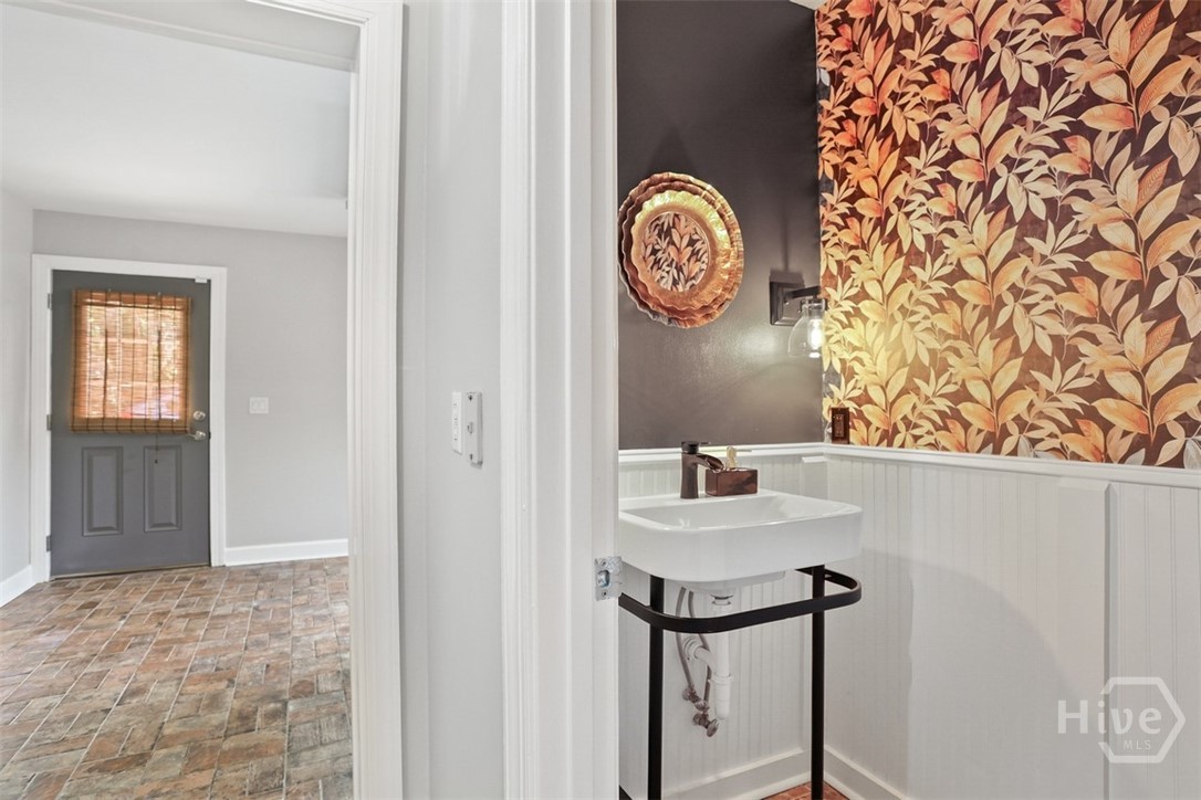 Powder Room