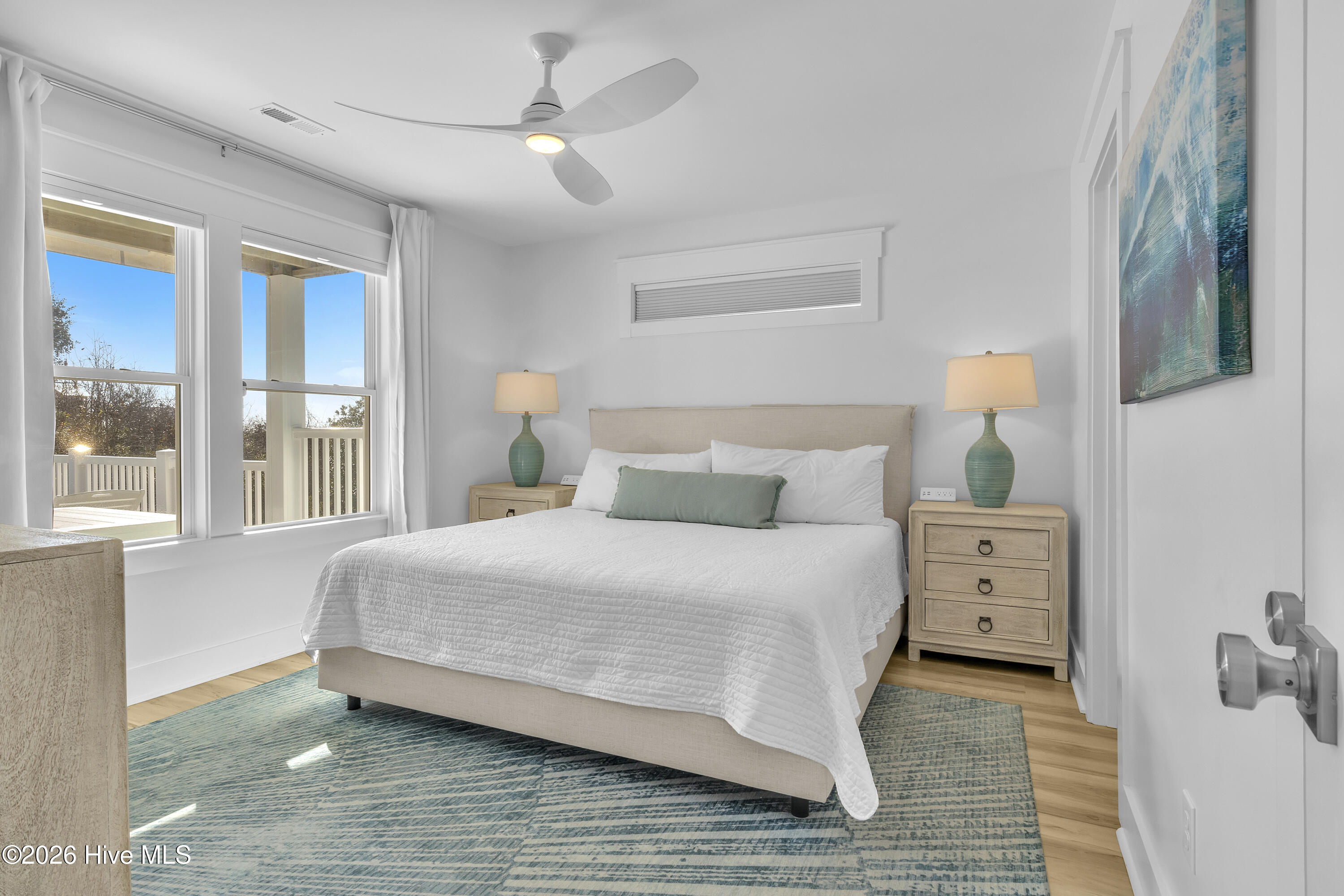 100549565 | Photo 55