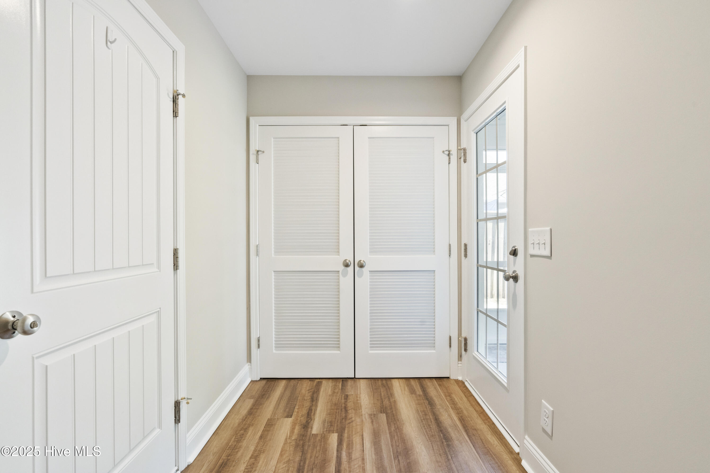 100523532 | Photo 34