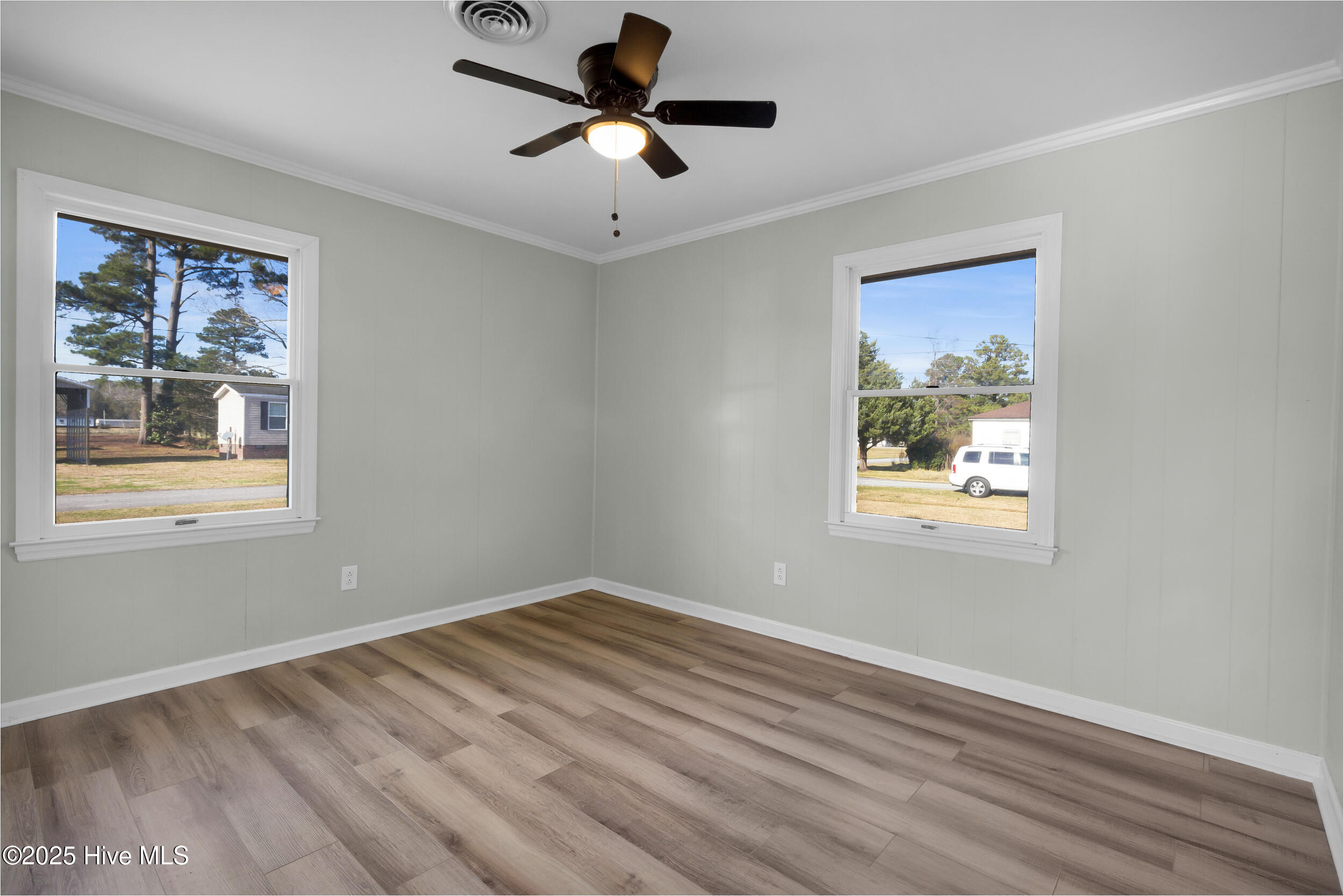 16 Elm Street,Vandemere