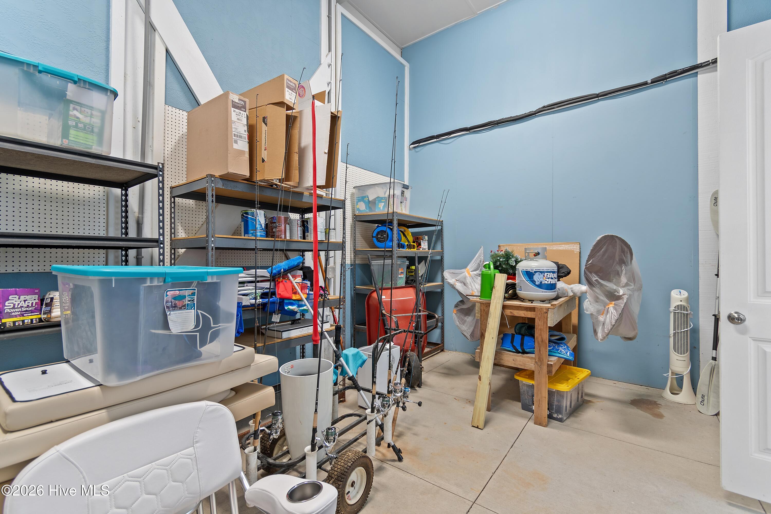 100562772 | Photo 82