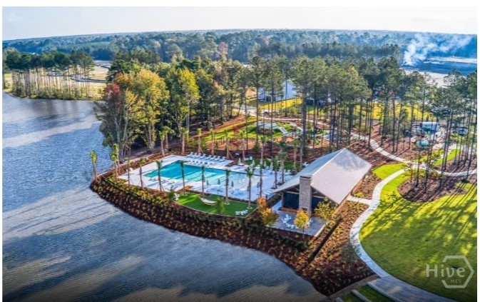 327 Crosstown Avenue, Richmond Hill, GA, 31324