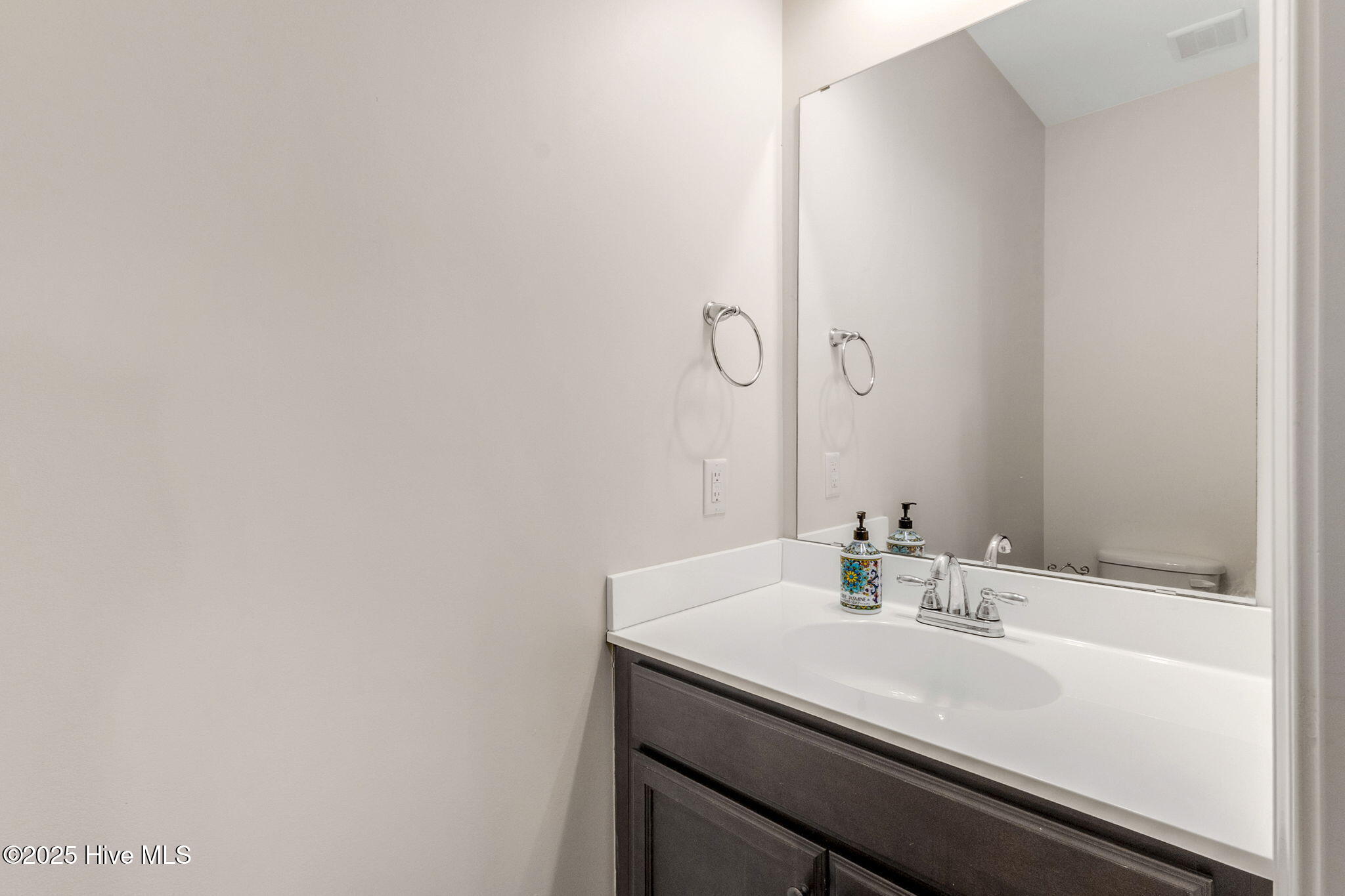 100538262 | Photo 20