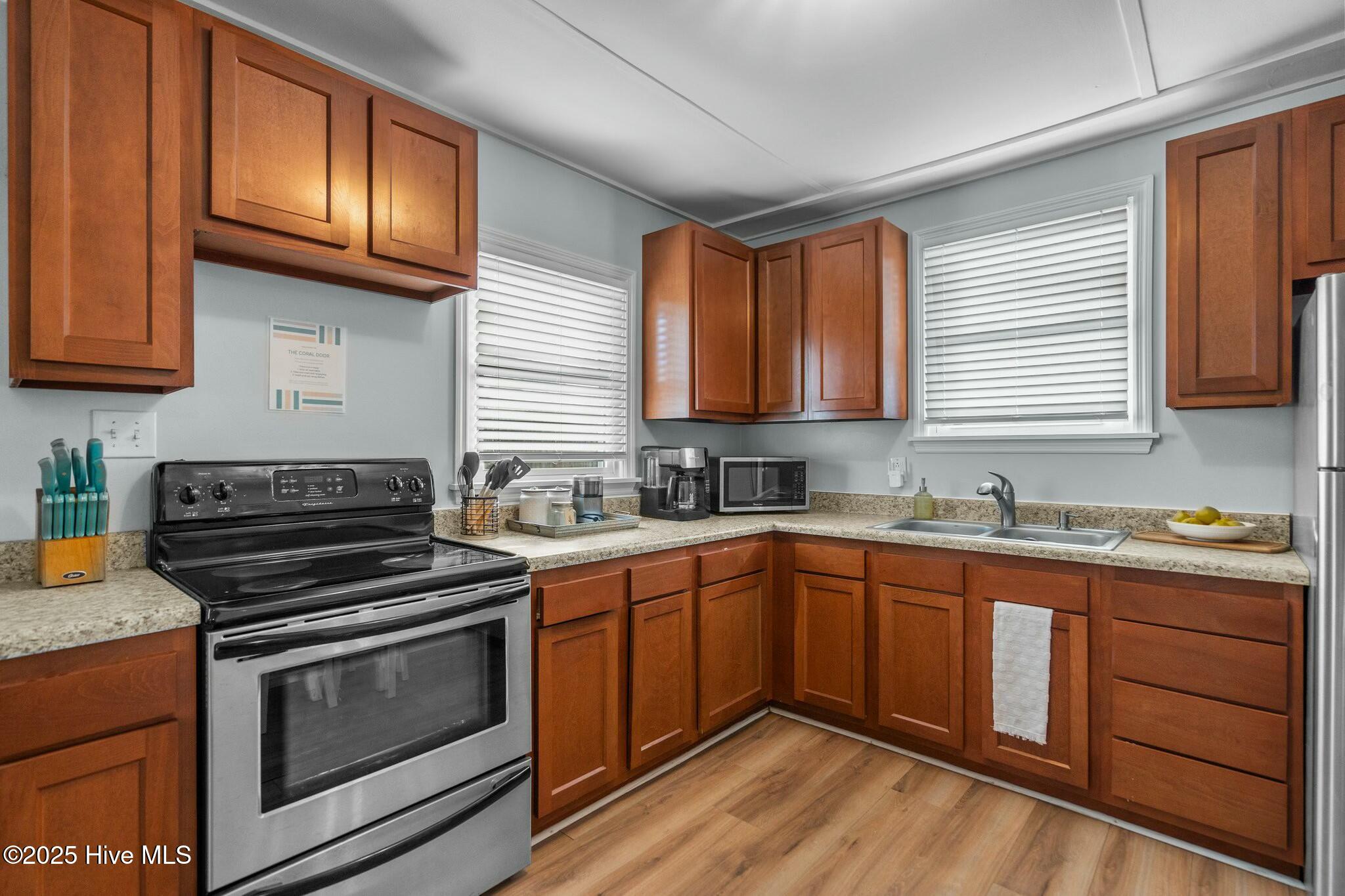 100503107 | Photo 36