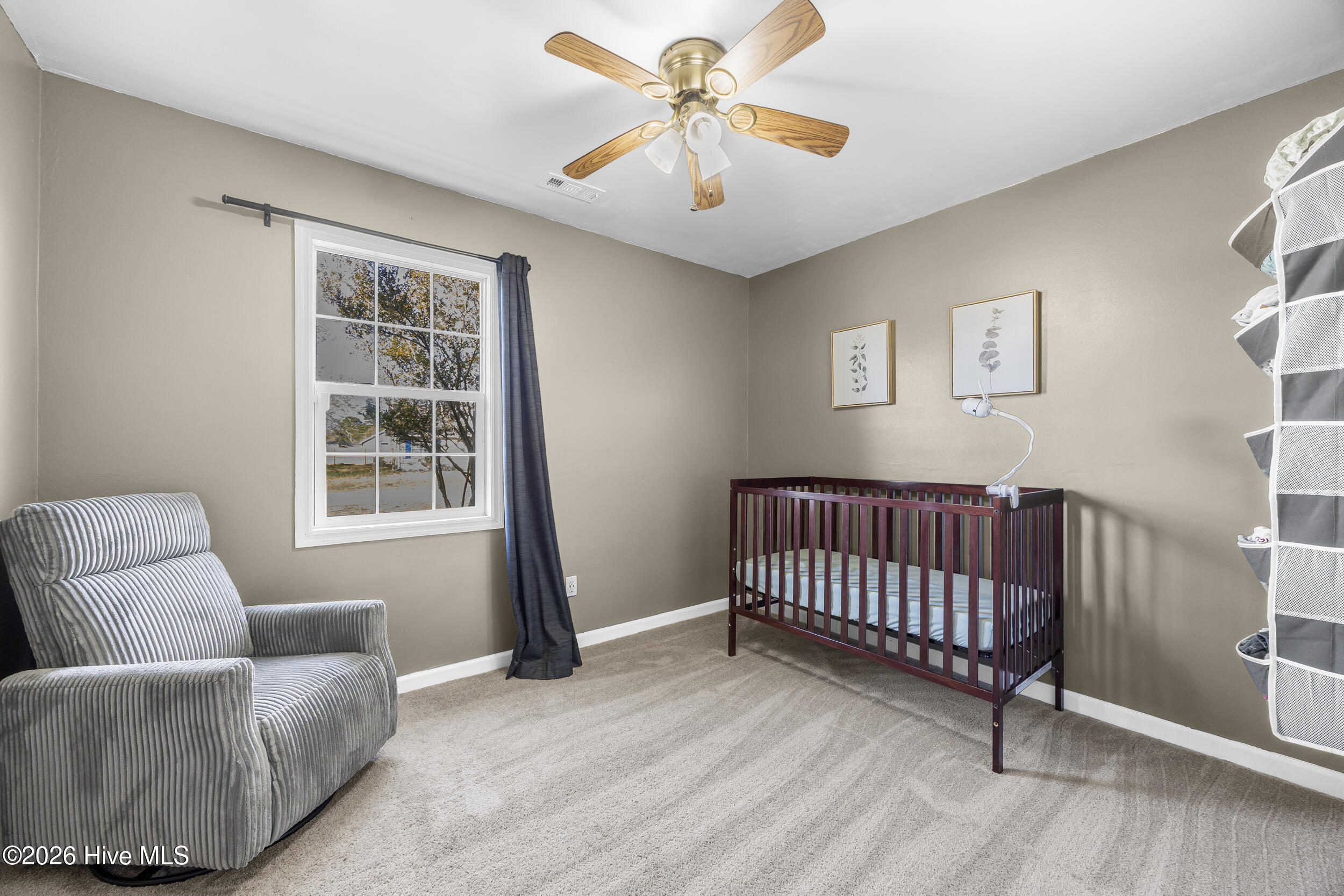 100566021 | Photo 15