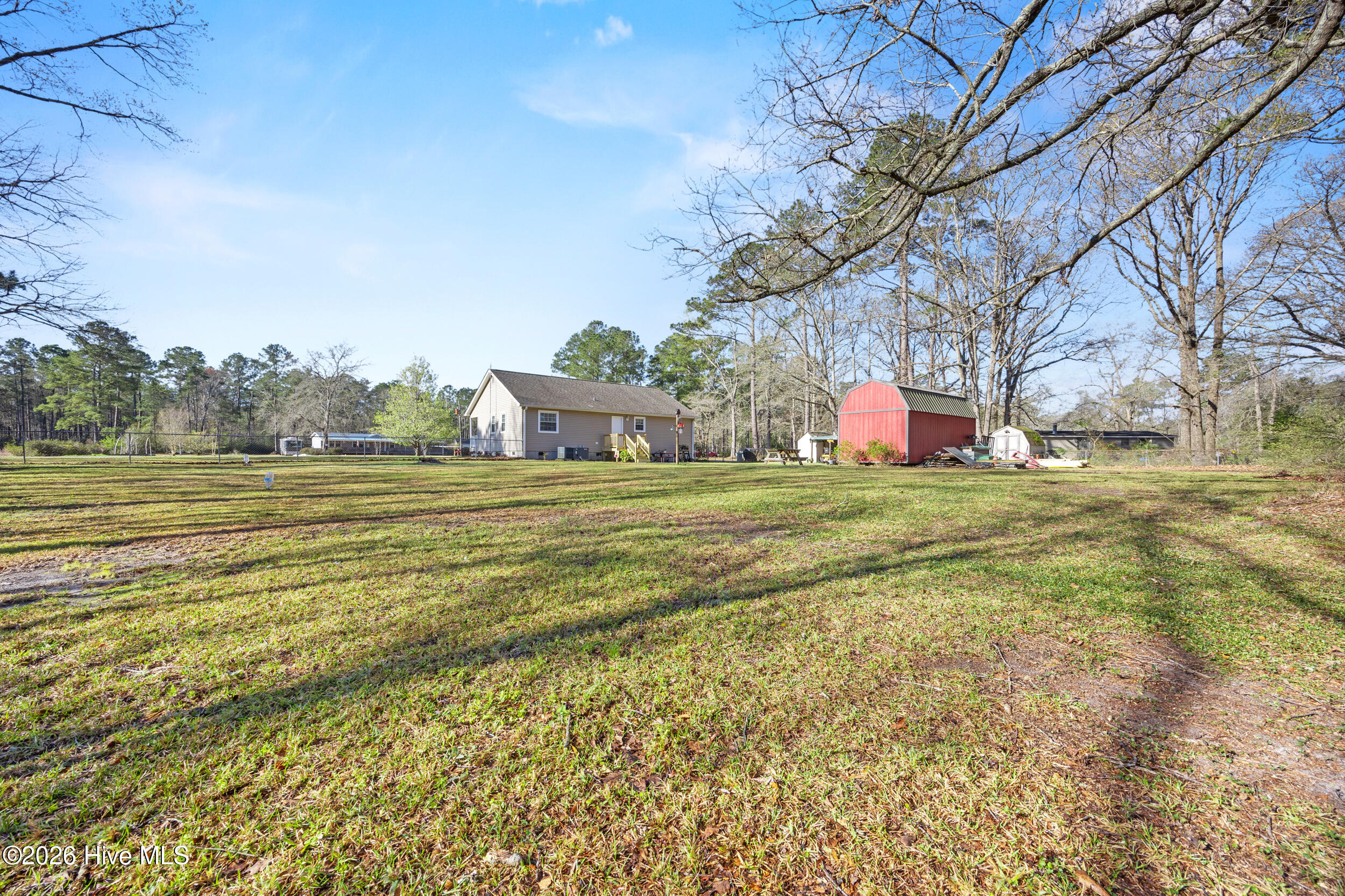 100560402 | Photo 41