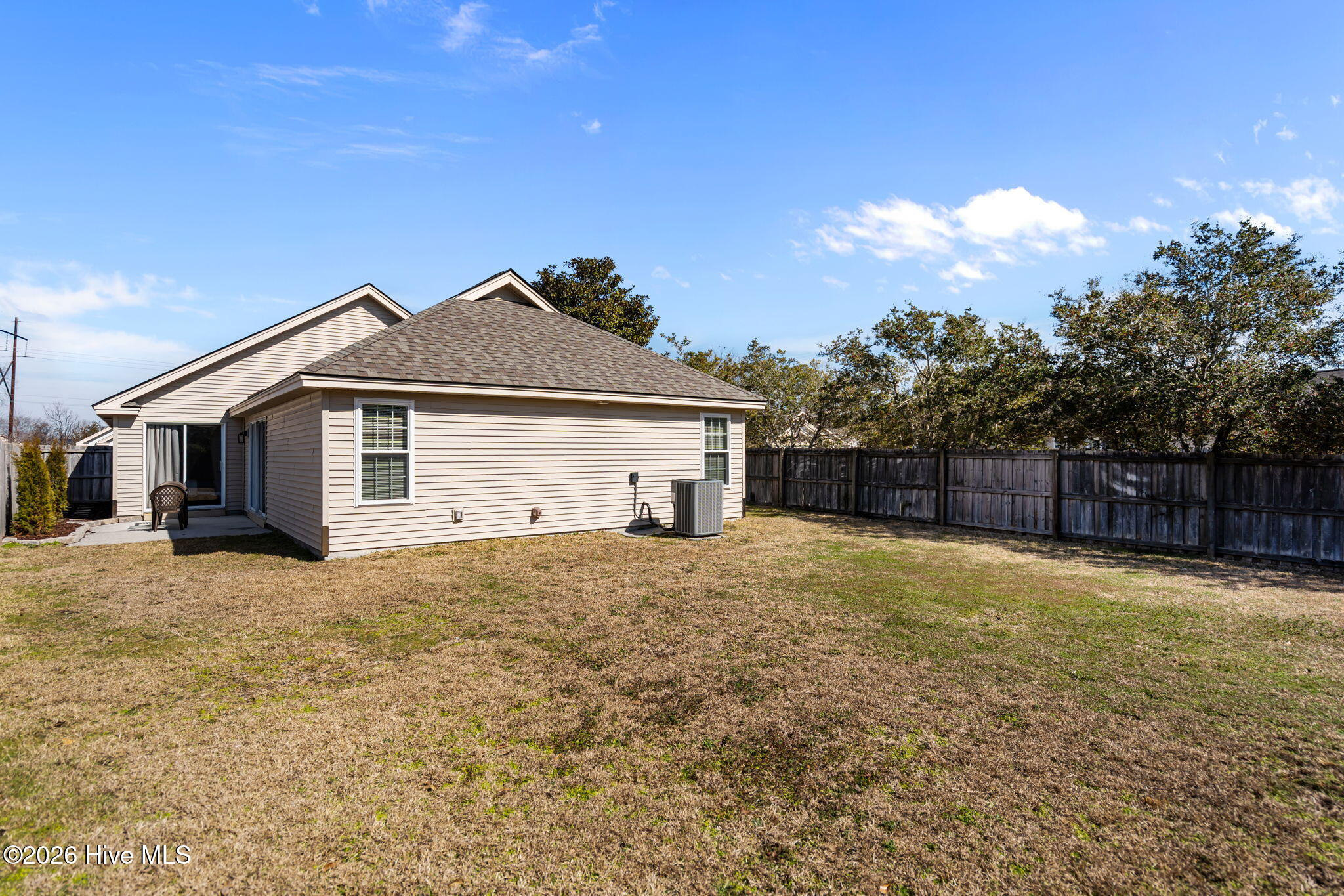 100556215 | Photo 50