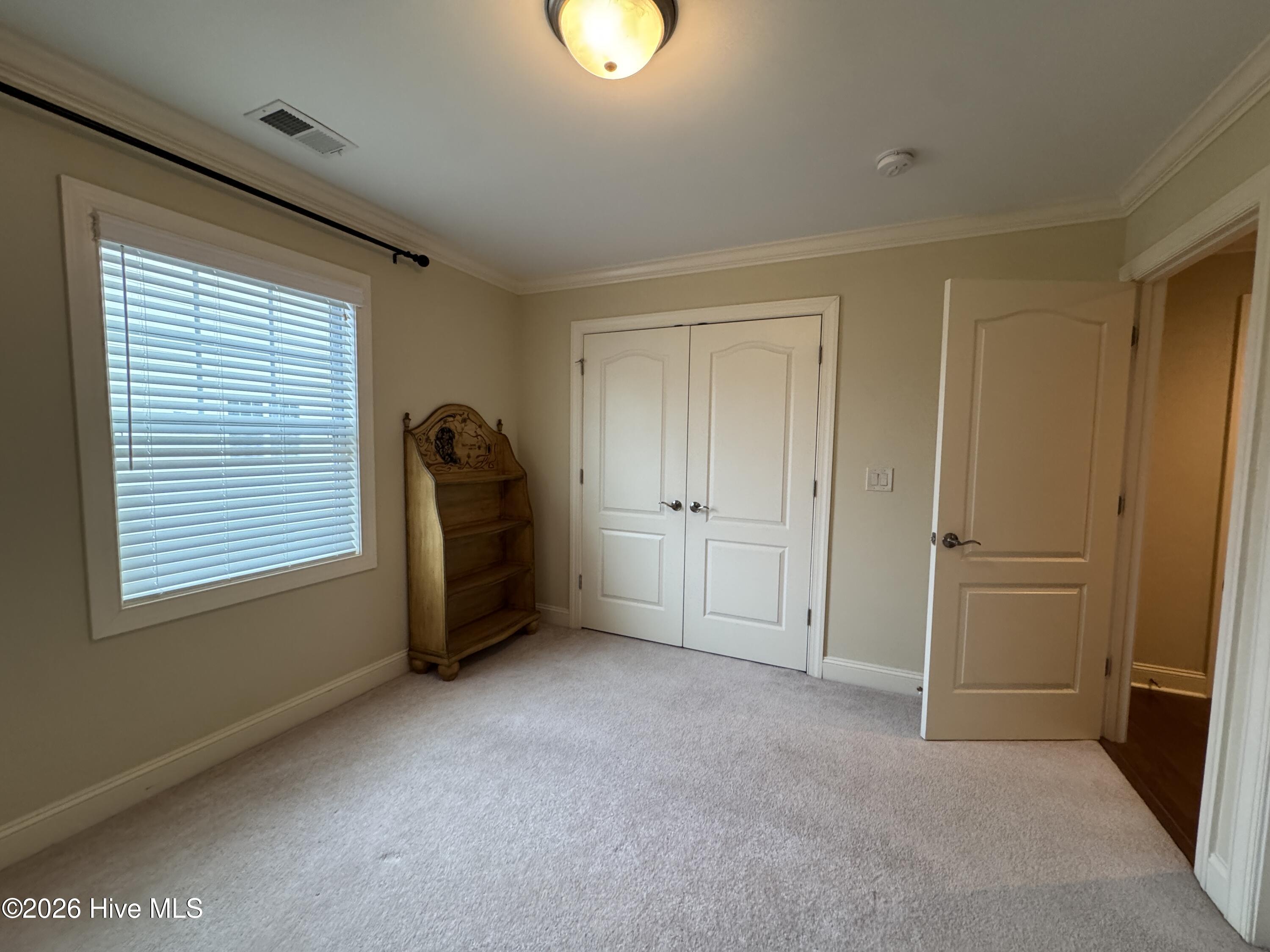 100556490 | Photo 15