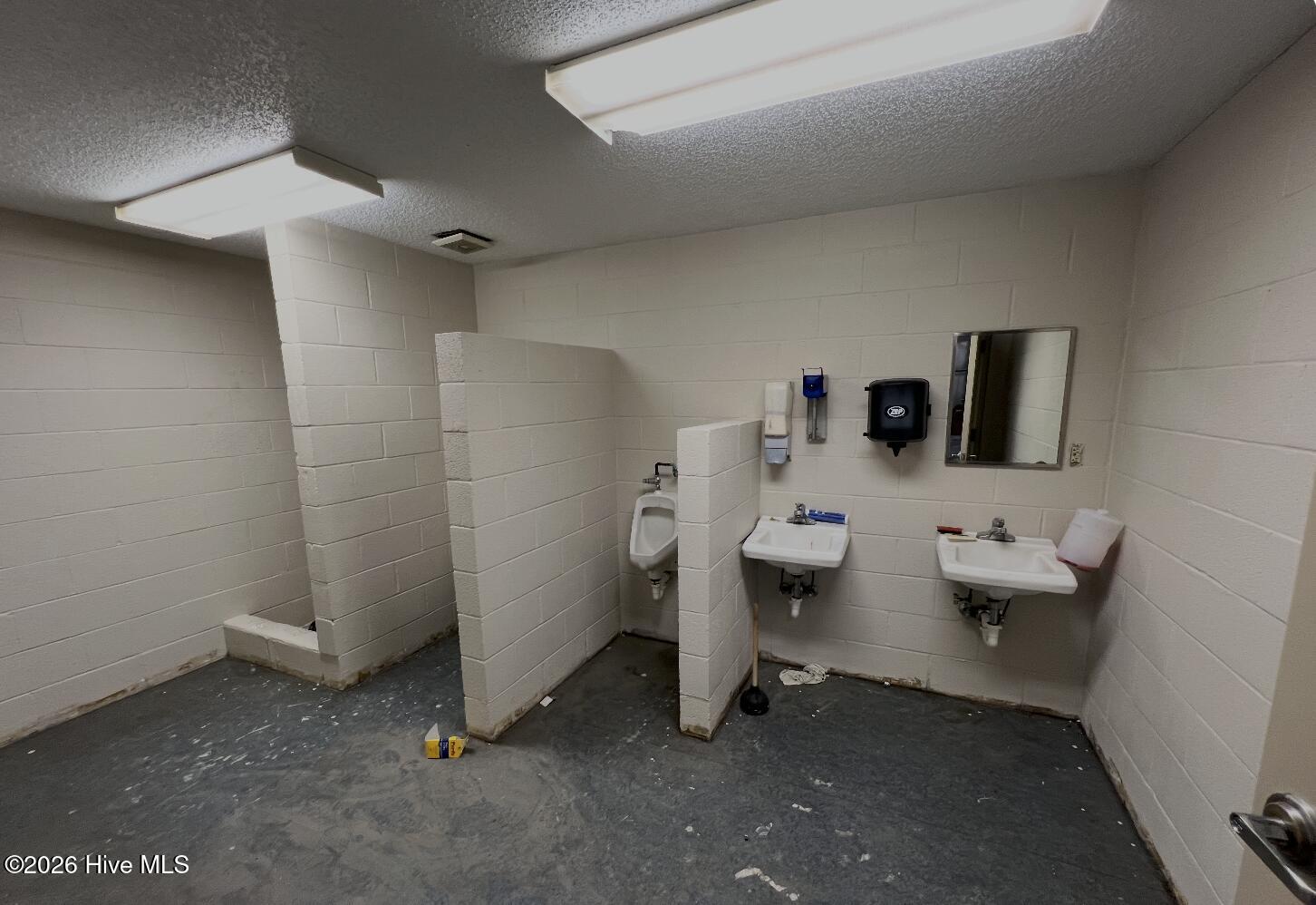 Shop Bathroom with Shower.