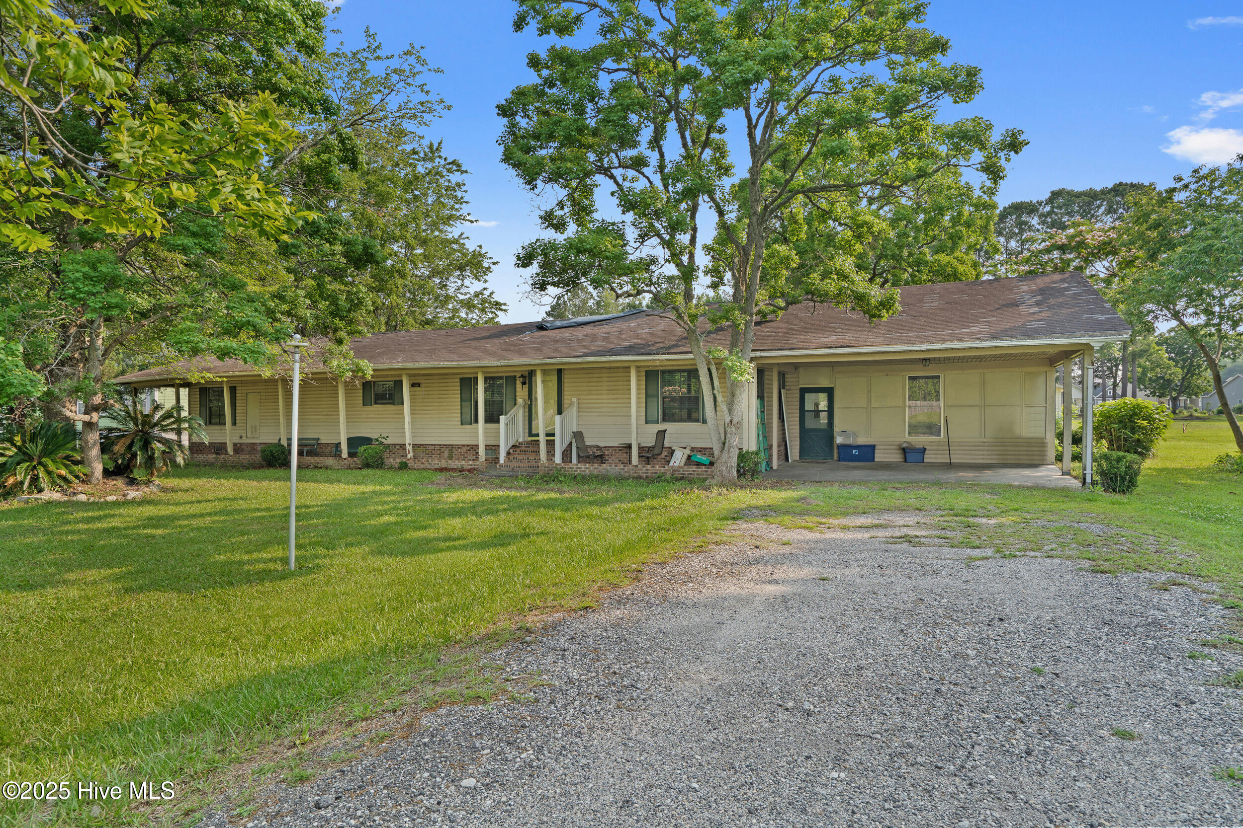 100530649 | Photo 23